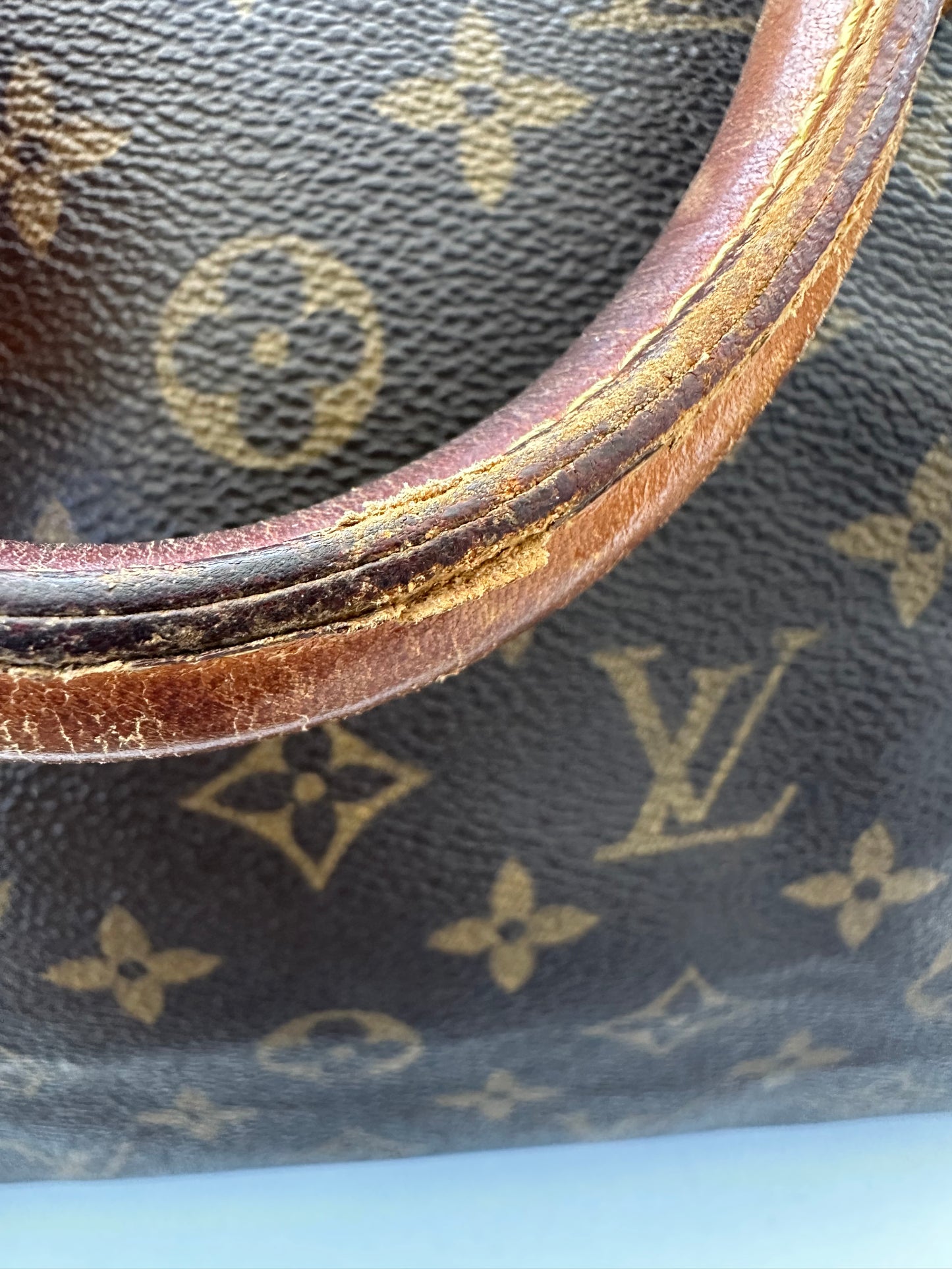 Louis Vuitton Speedy 30