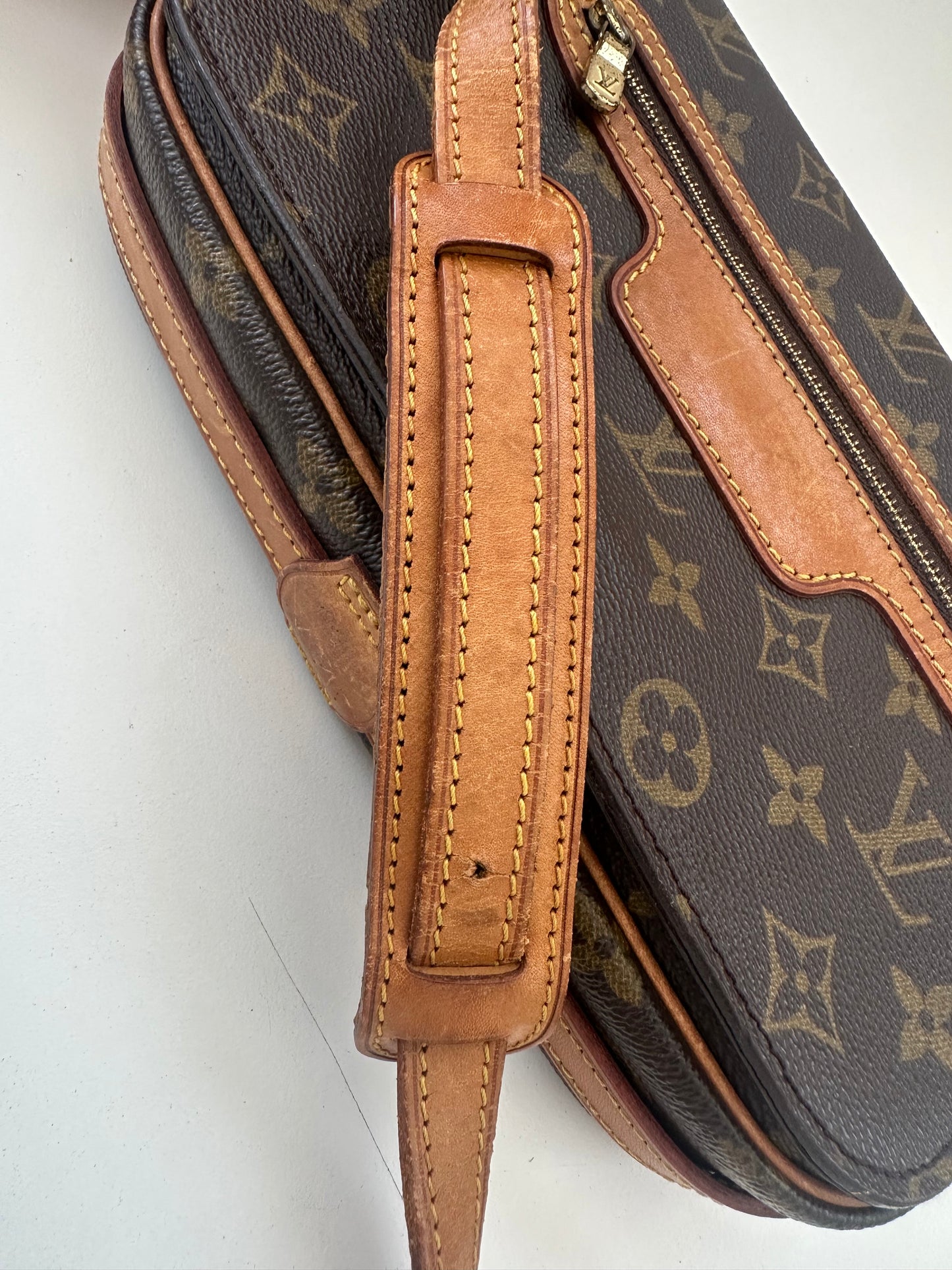 Louis Vuitton Saint German 24