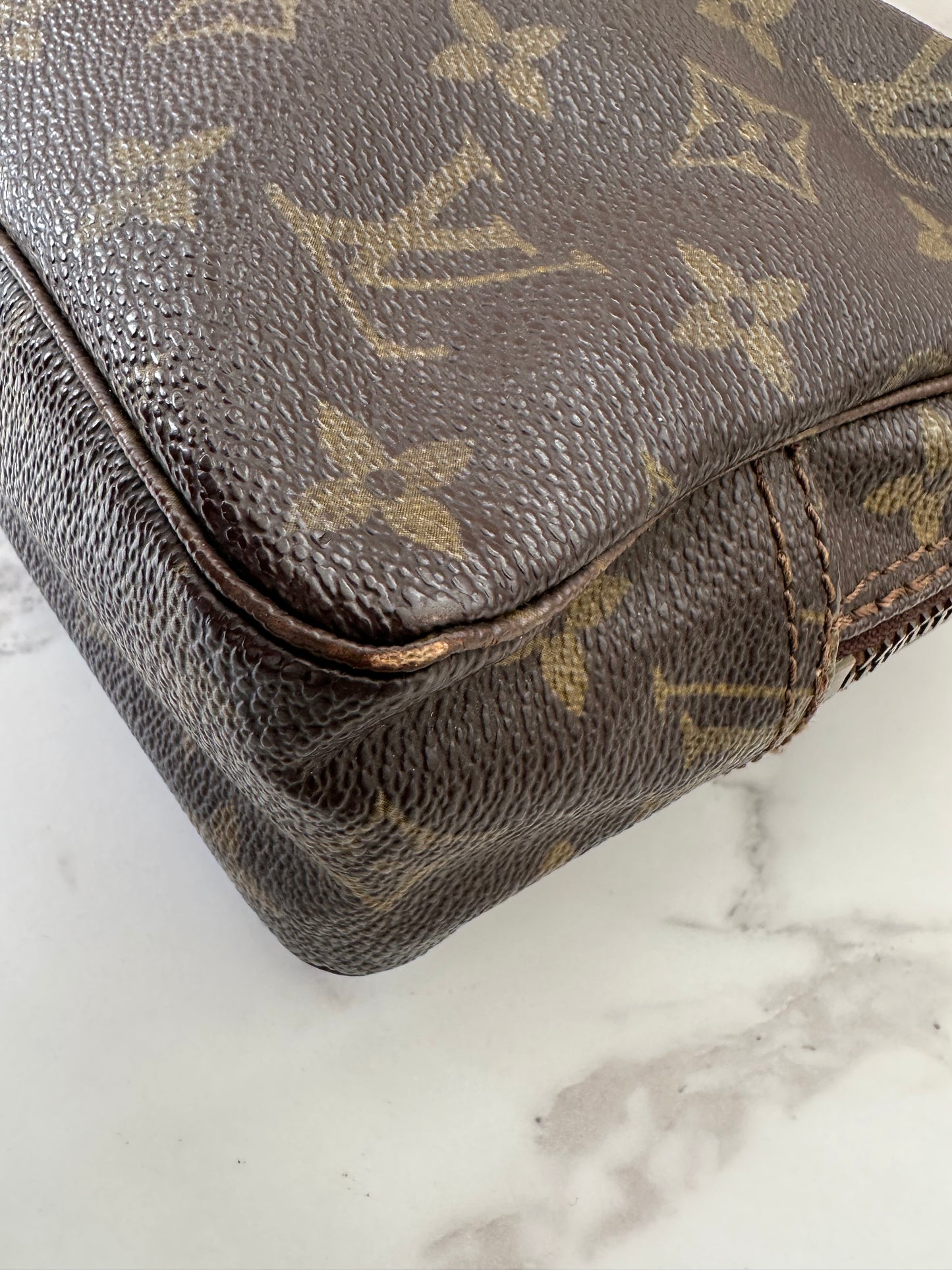 Louis Vuitton Toilette 23