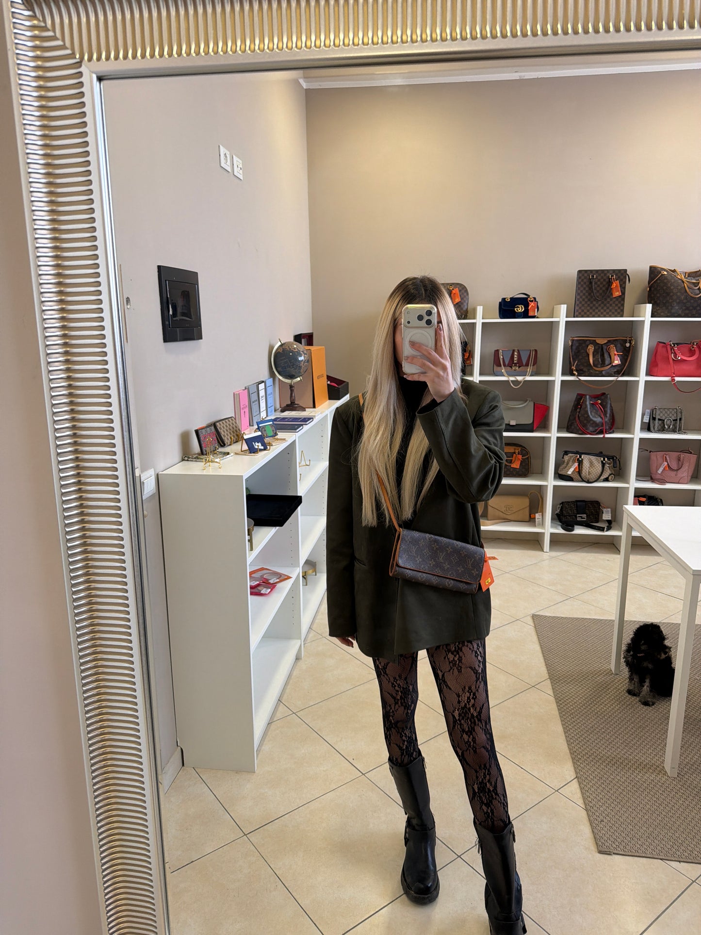 016859 - Louis Vuitton Pochette Twin GM