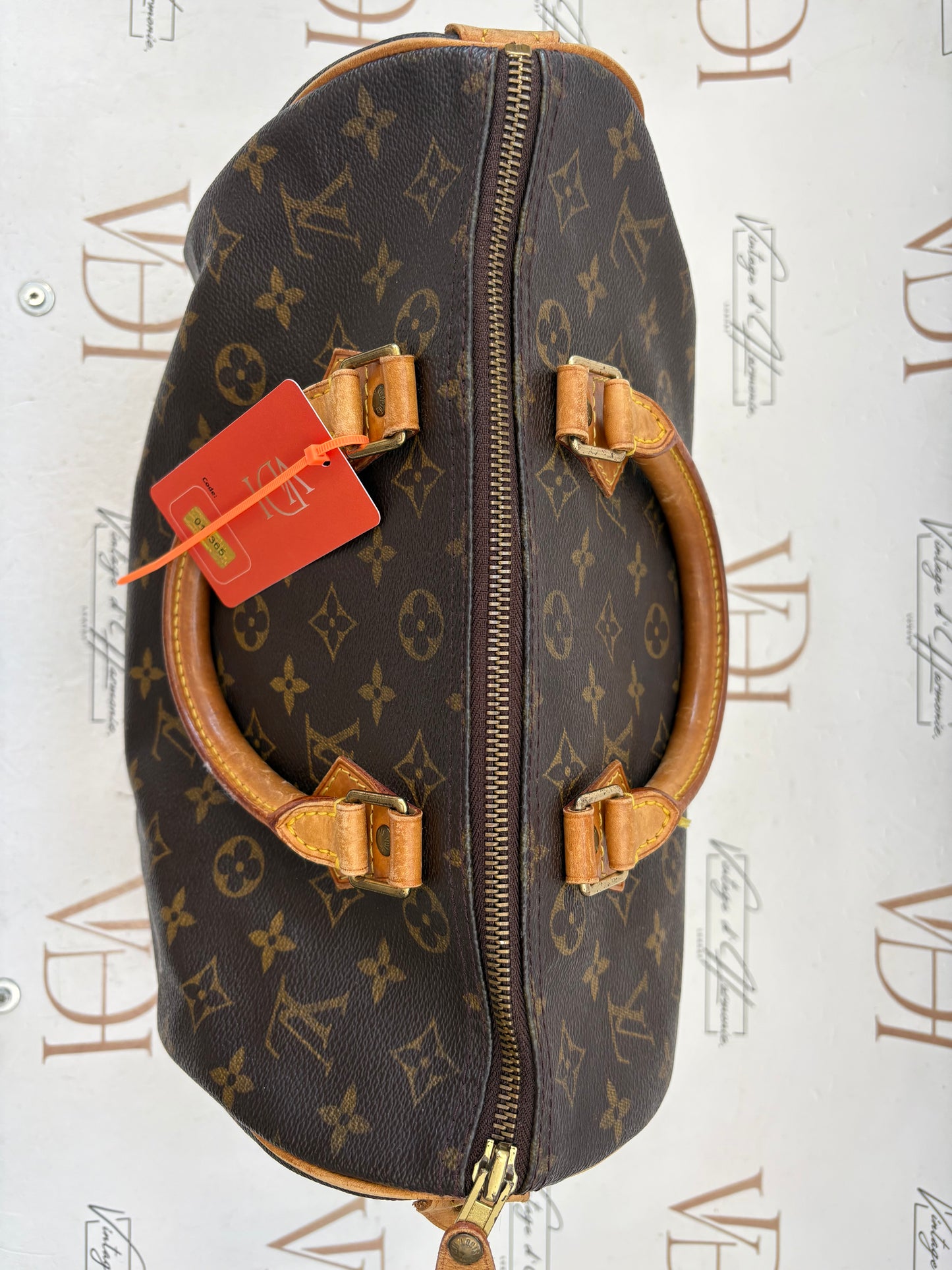018365 - Louis Vuitton Speedy 30