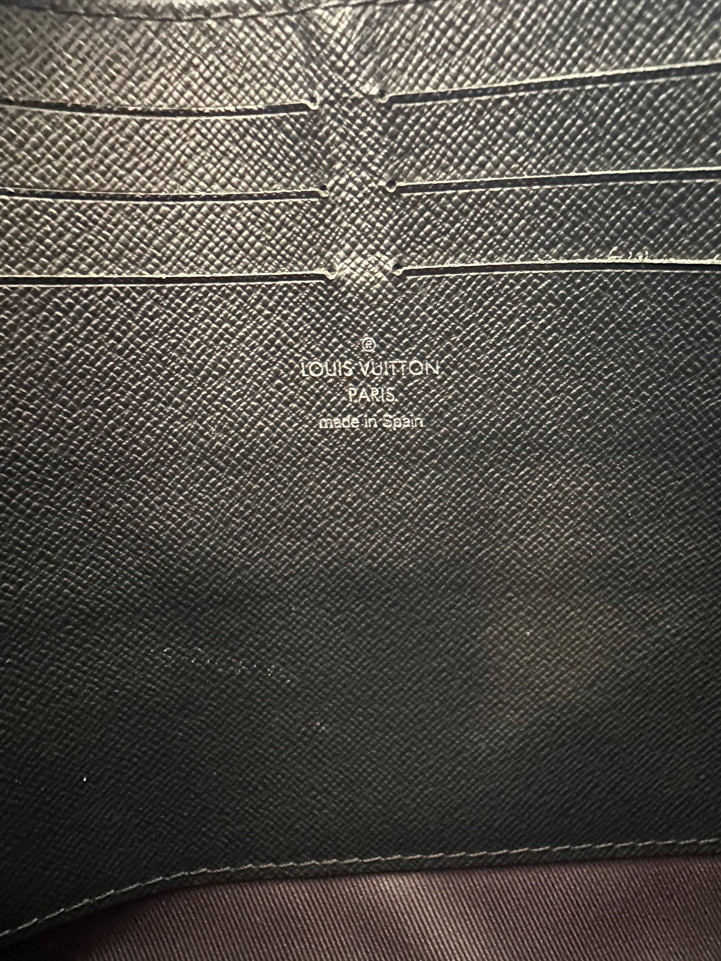 382852 - Louis Vuitton Voyage