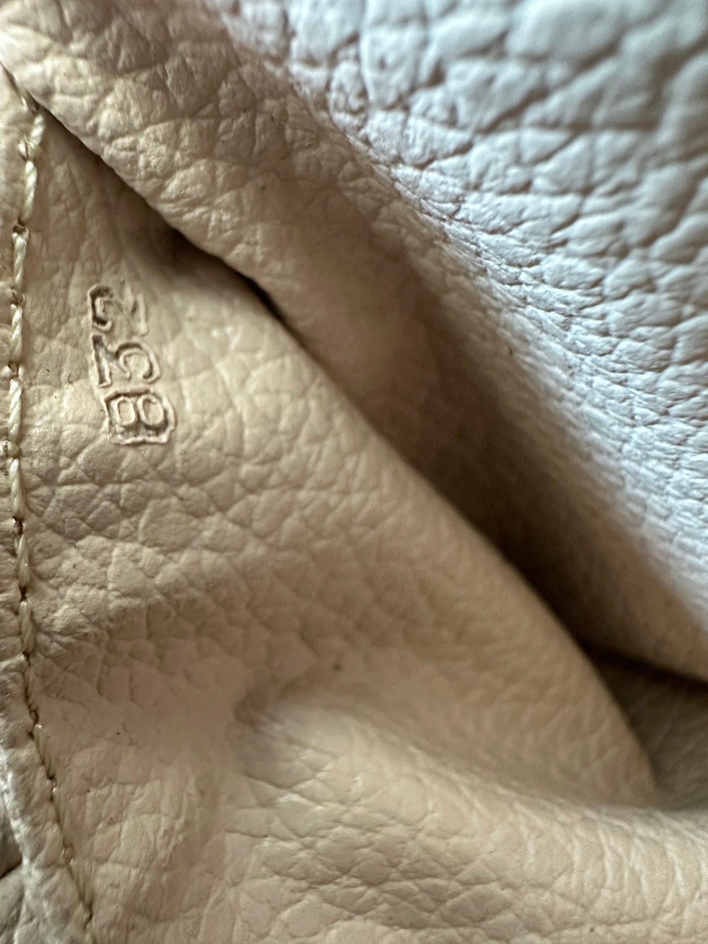 Louis Vuitton Toilette 28