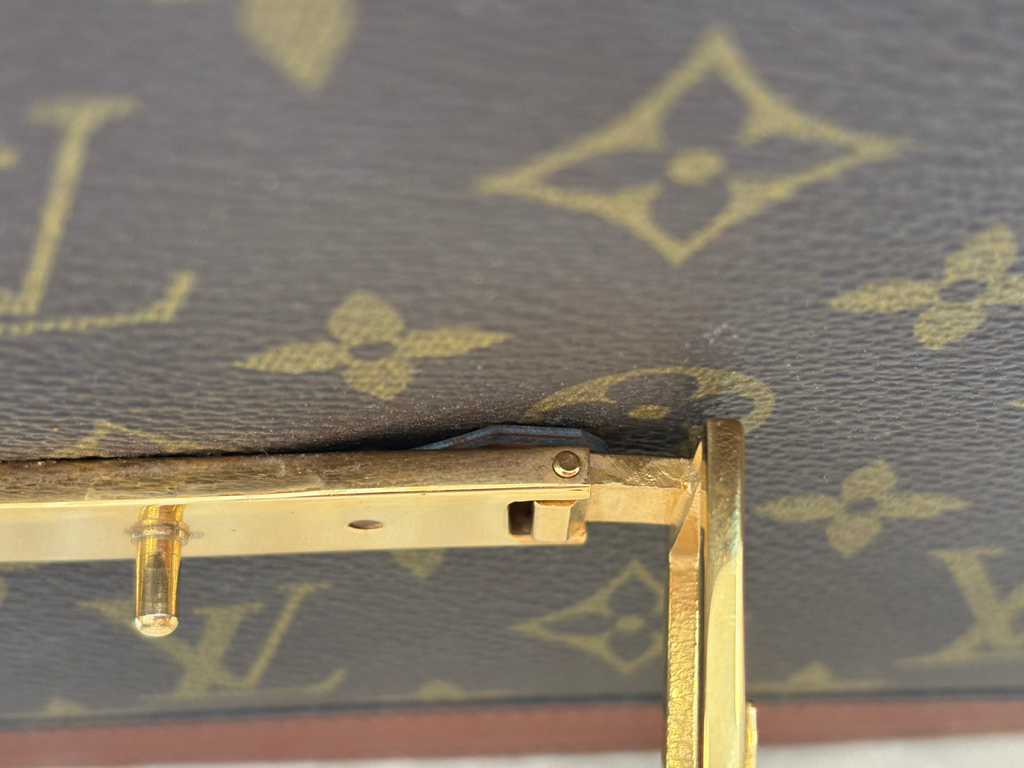 018845 - Louis Vuitton Sac Dauphine