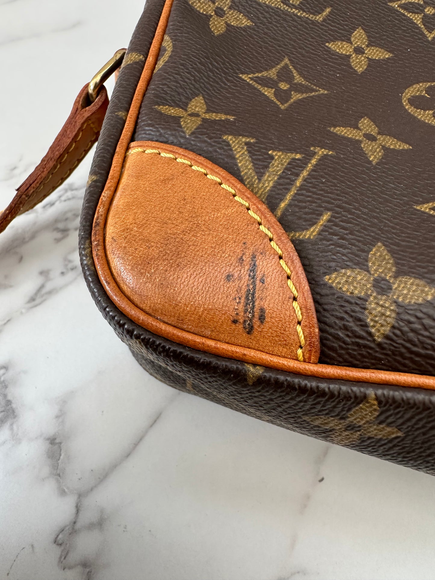 Louis Vuitton Trocadero 24