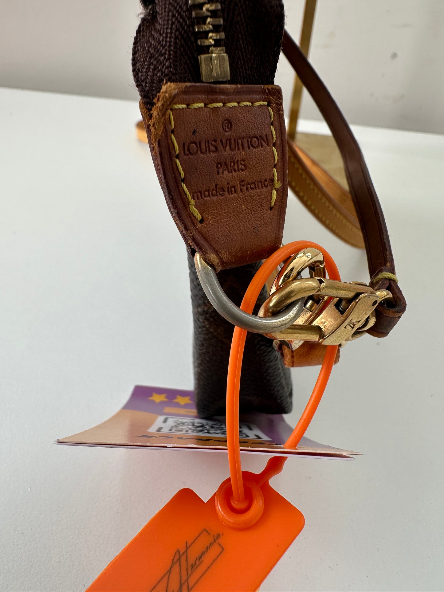Louis Vuitton Pochette