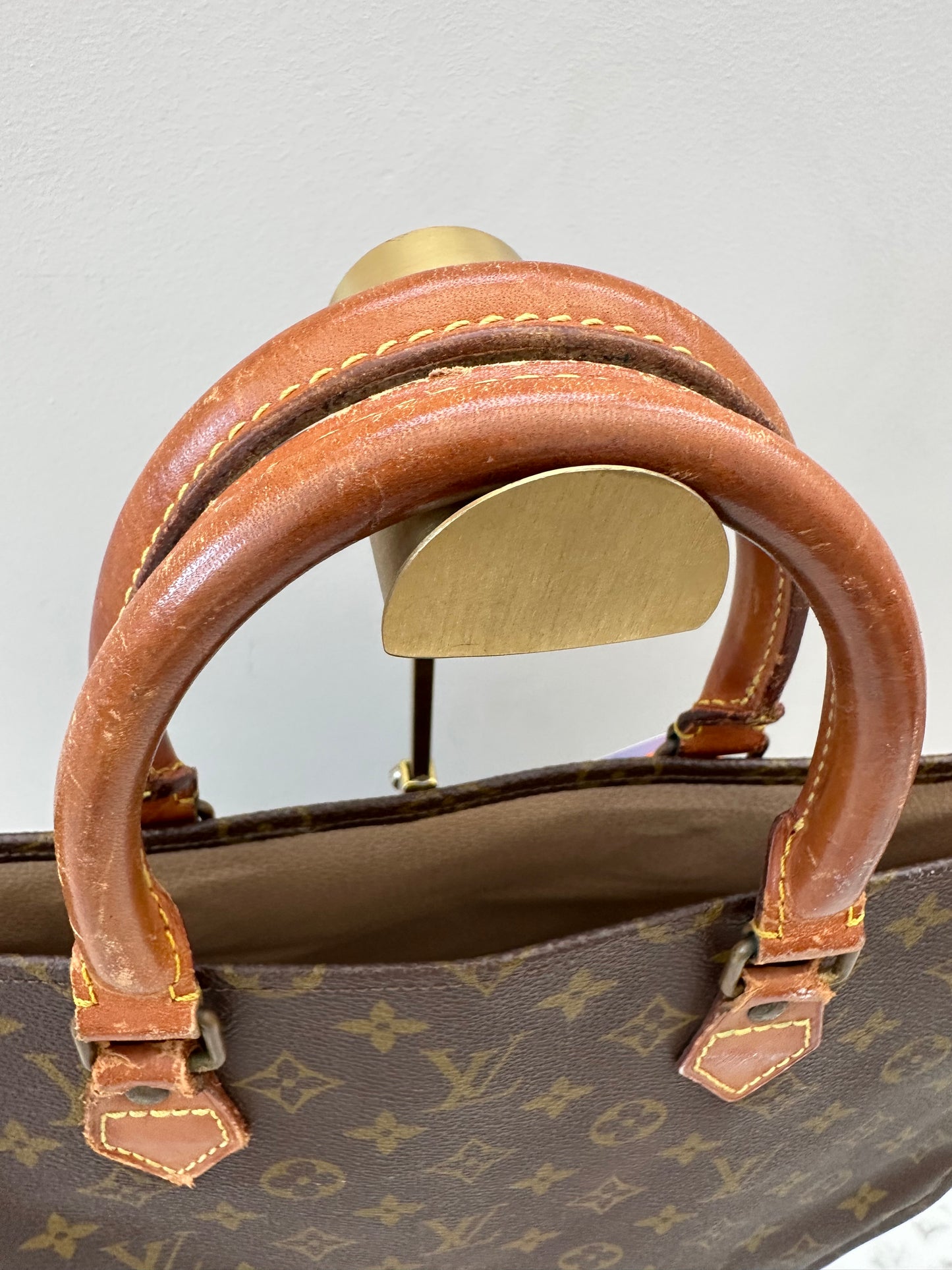 Louis Vuitton Sac Plat