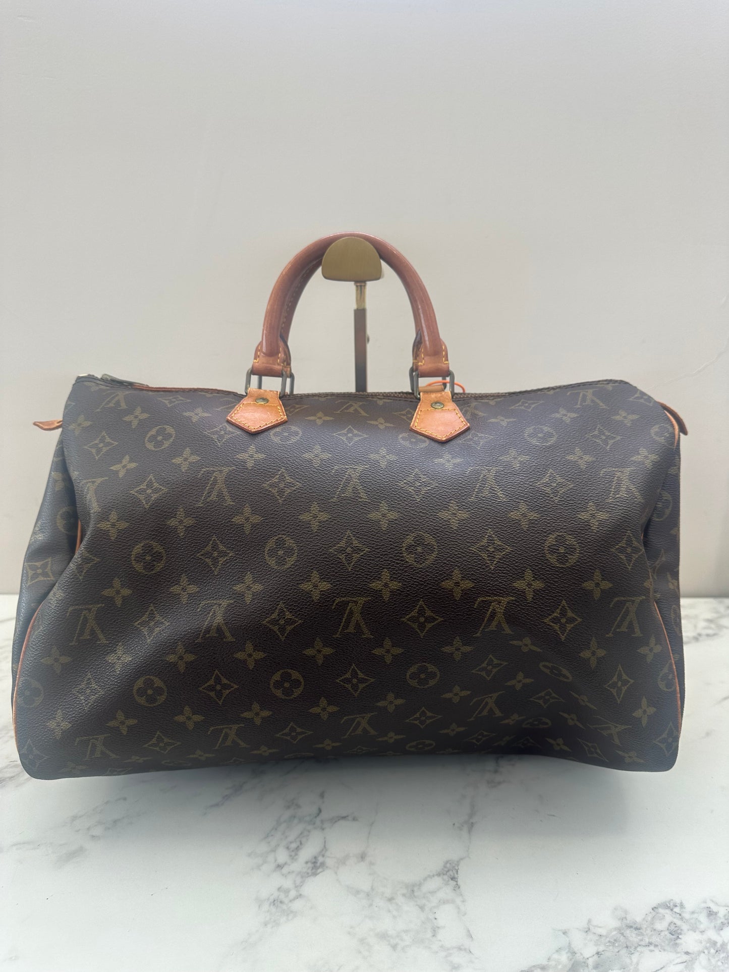 Louis Vuitton Speedy 40