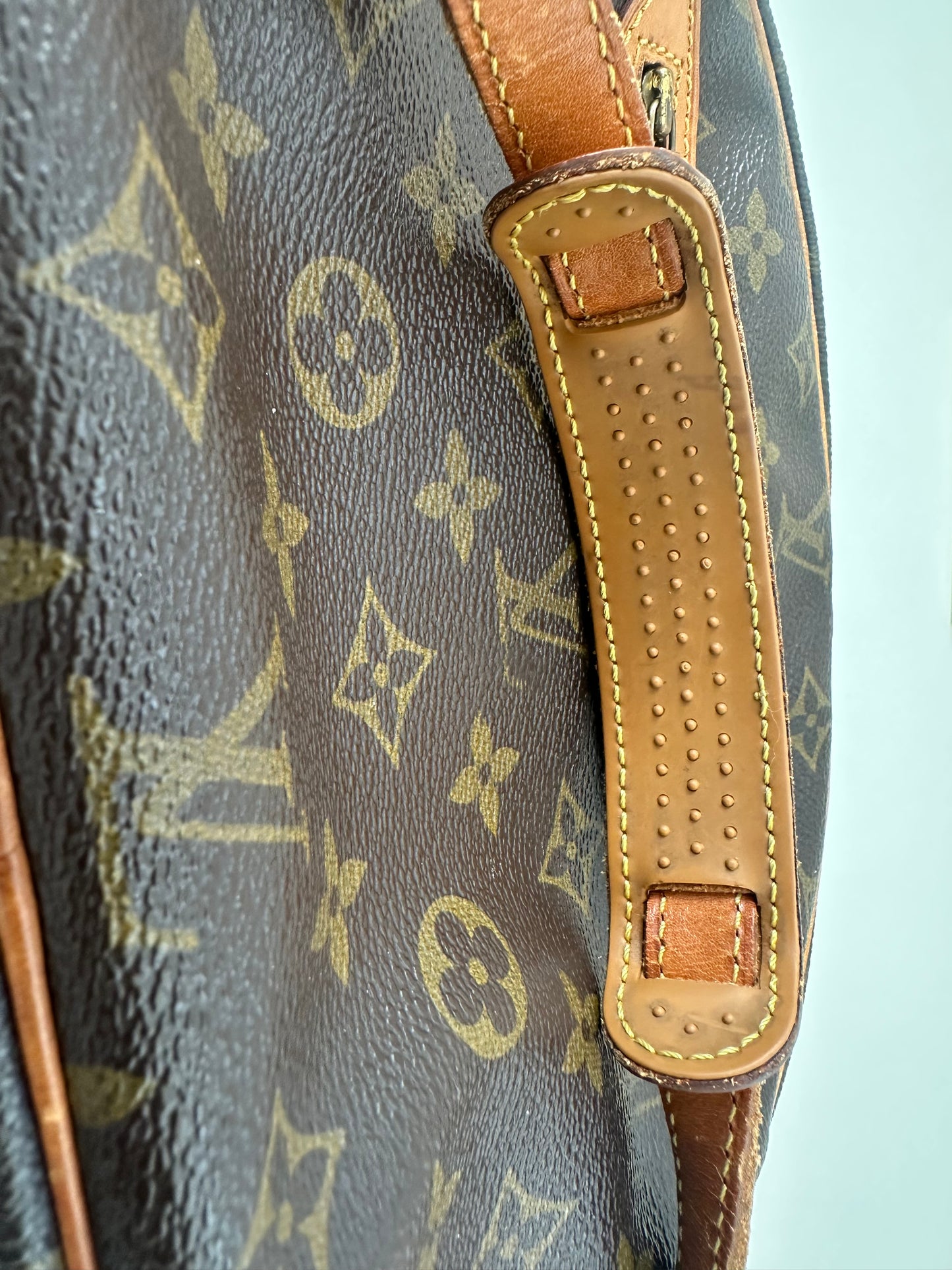 Louis Vuitton Senlis