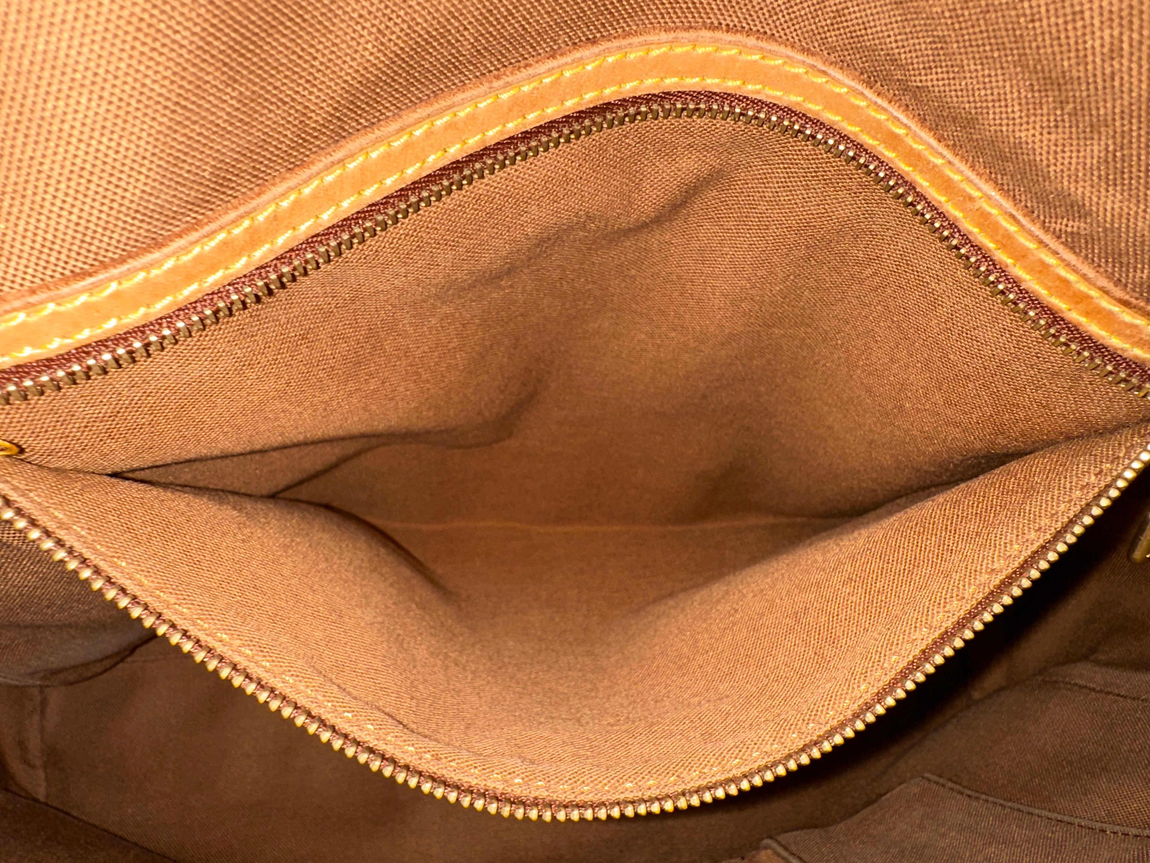 Louis Vuitton Abbesses