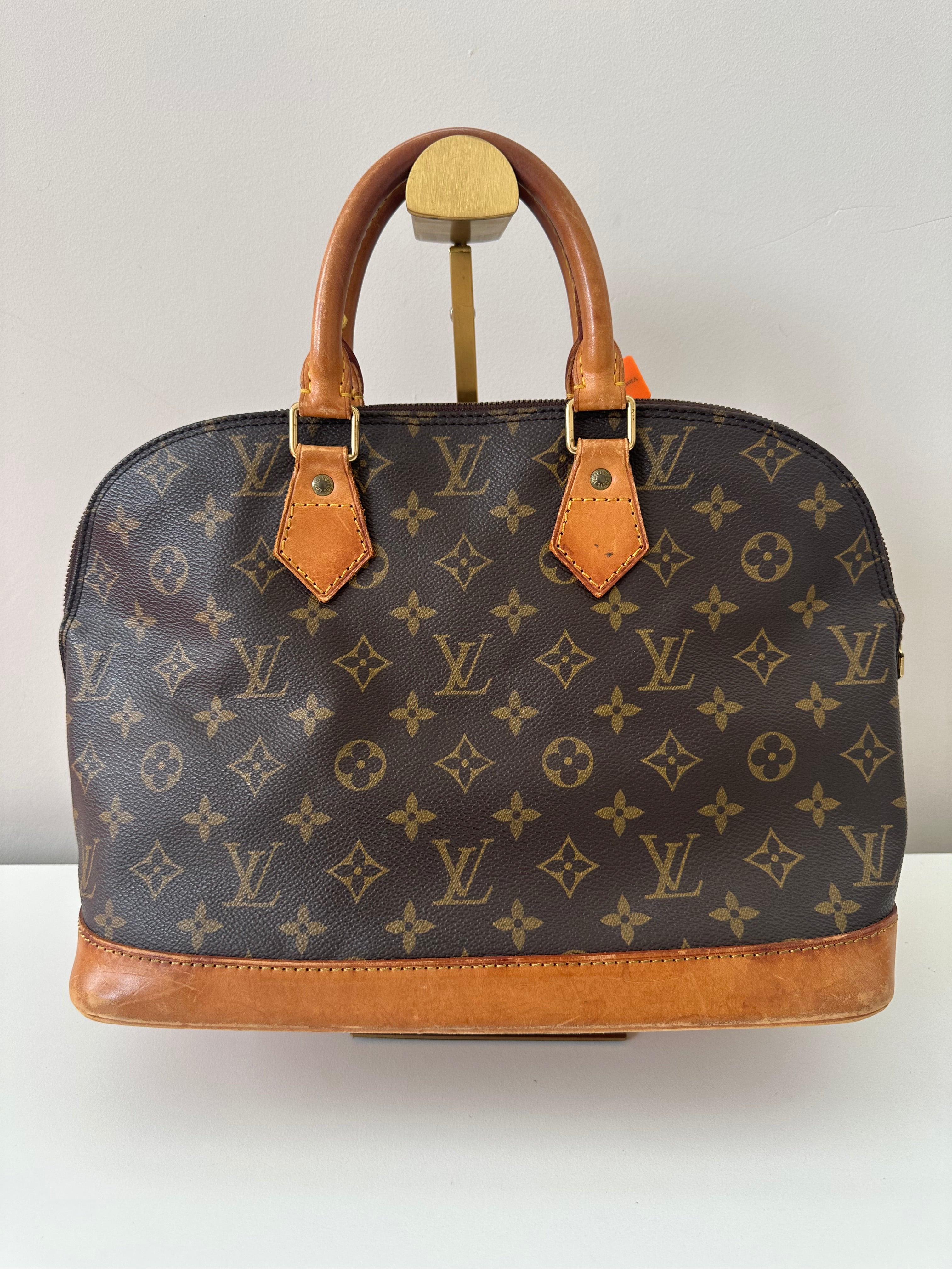 Louis Vuitton Alma