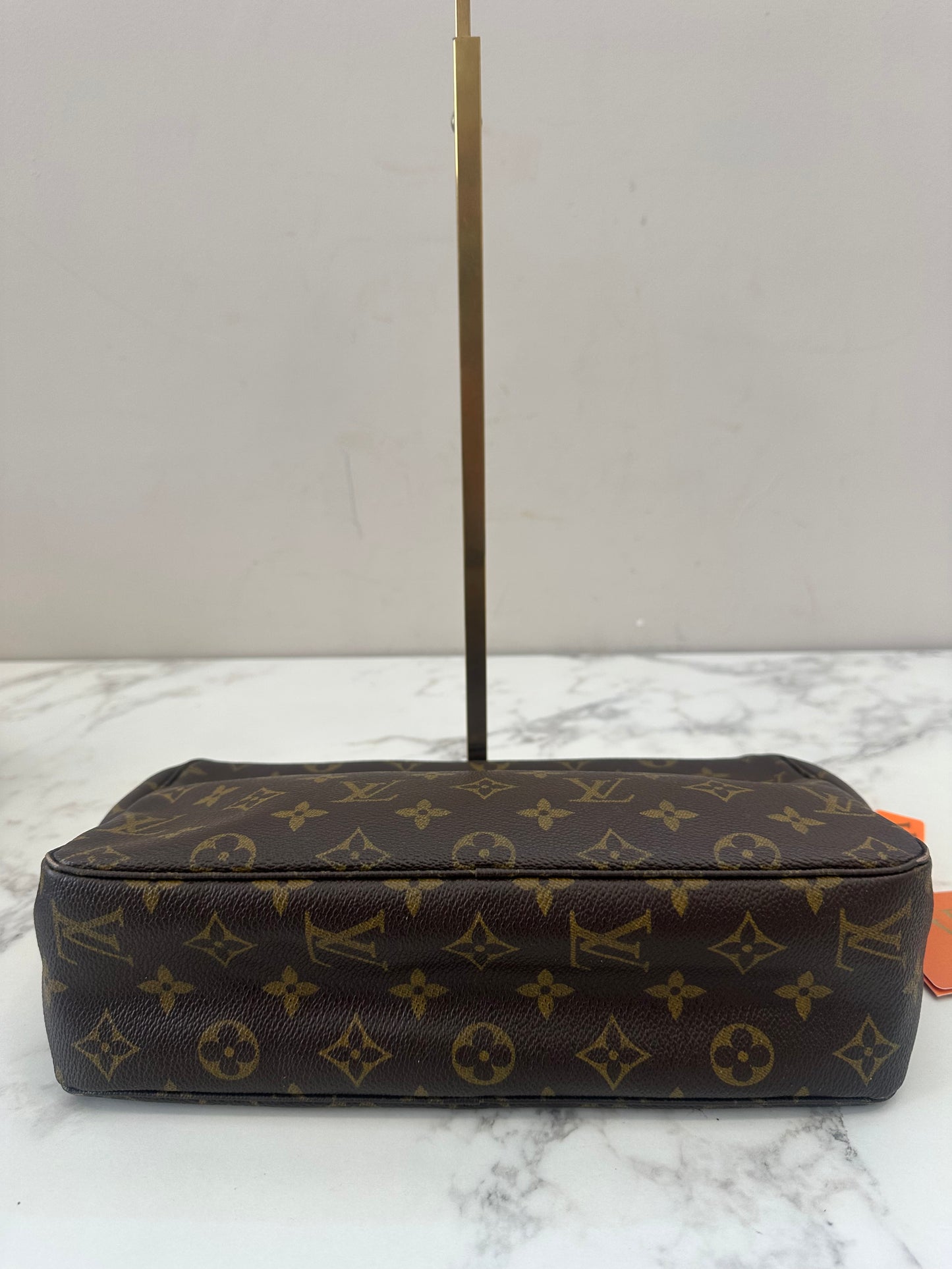 Louis Vuitton Trousse Toilette 28