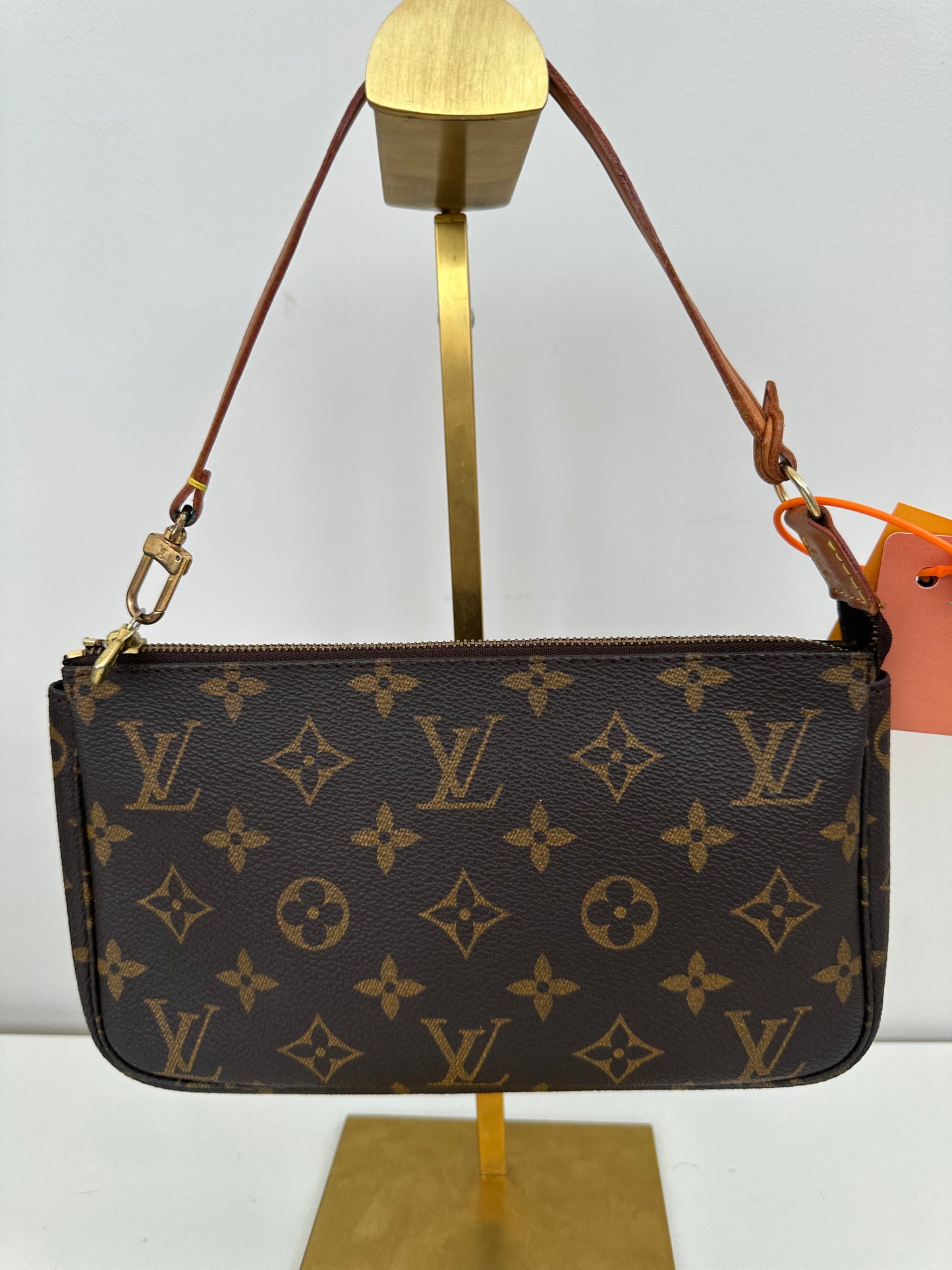Louis Vuitton Pochette
