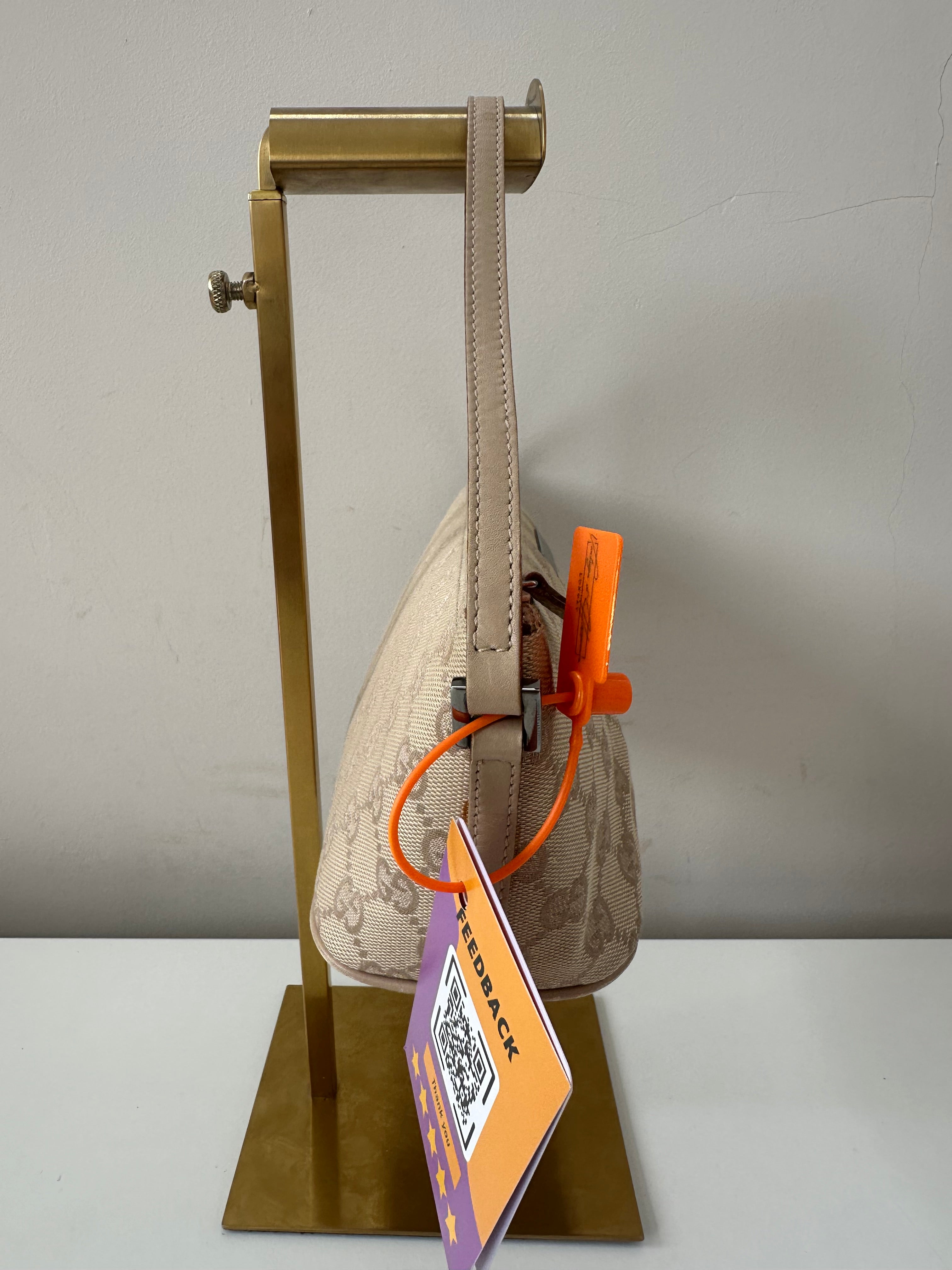 Gucci Pochette Beige