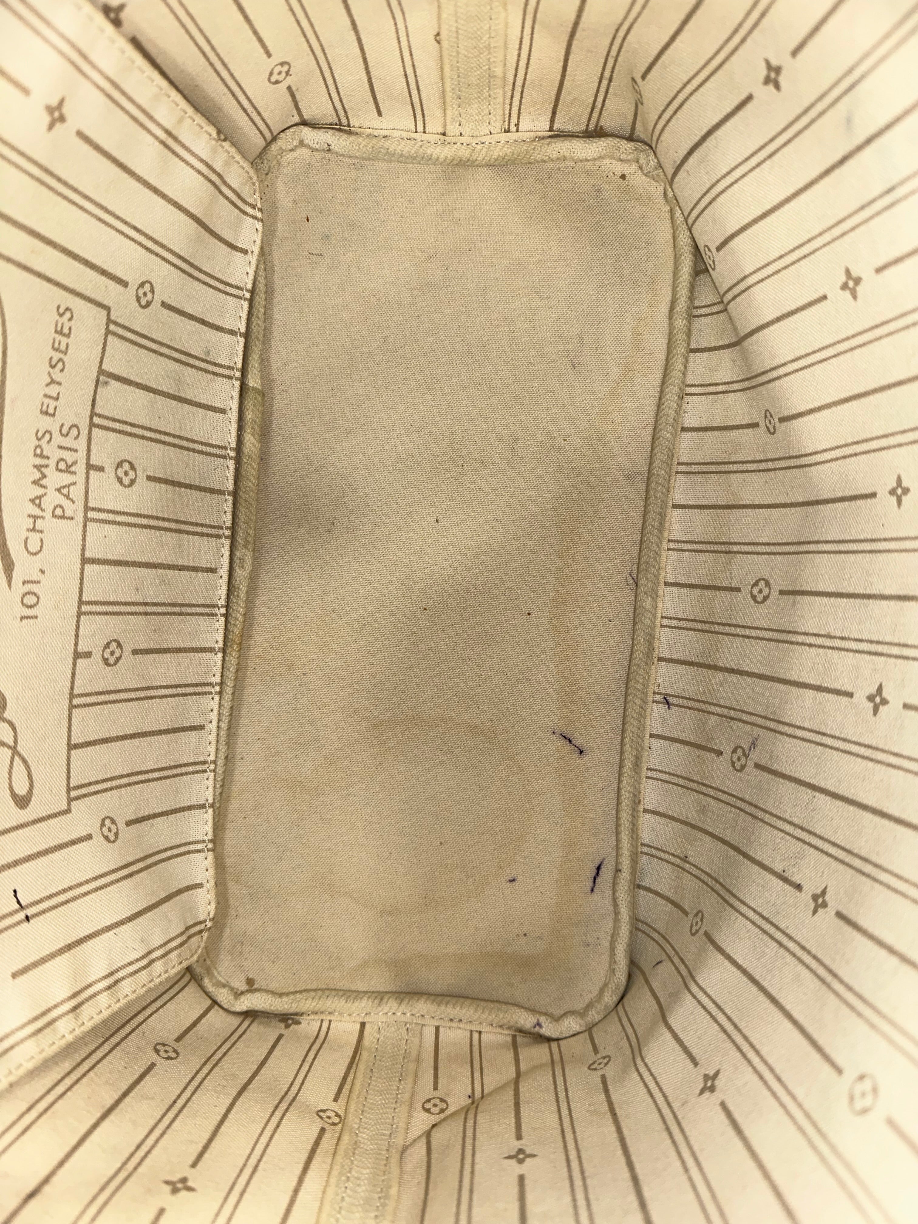 Louis Vuitton Neverfull MM Azur