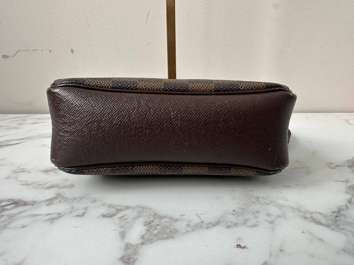 Louis Vuitton Pochette Damier
