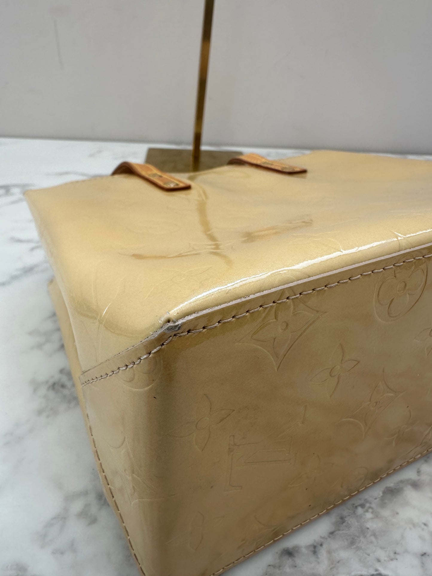 Louis Vuitton Reade PM Vernis Yellow