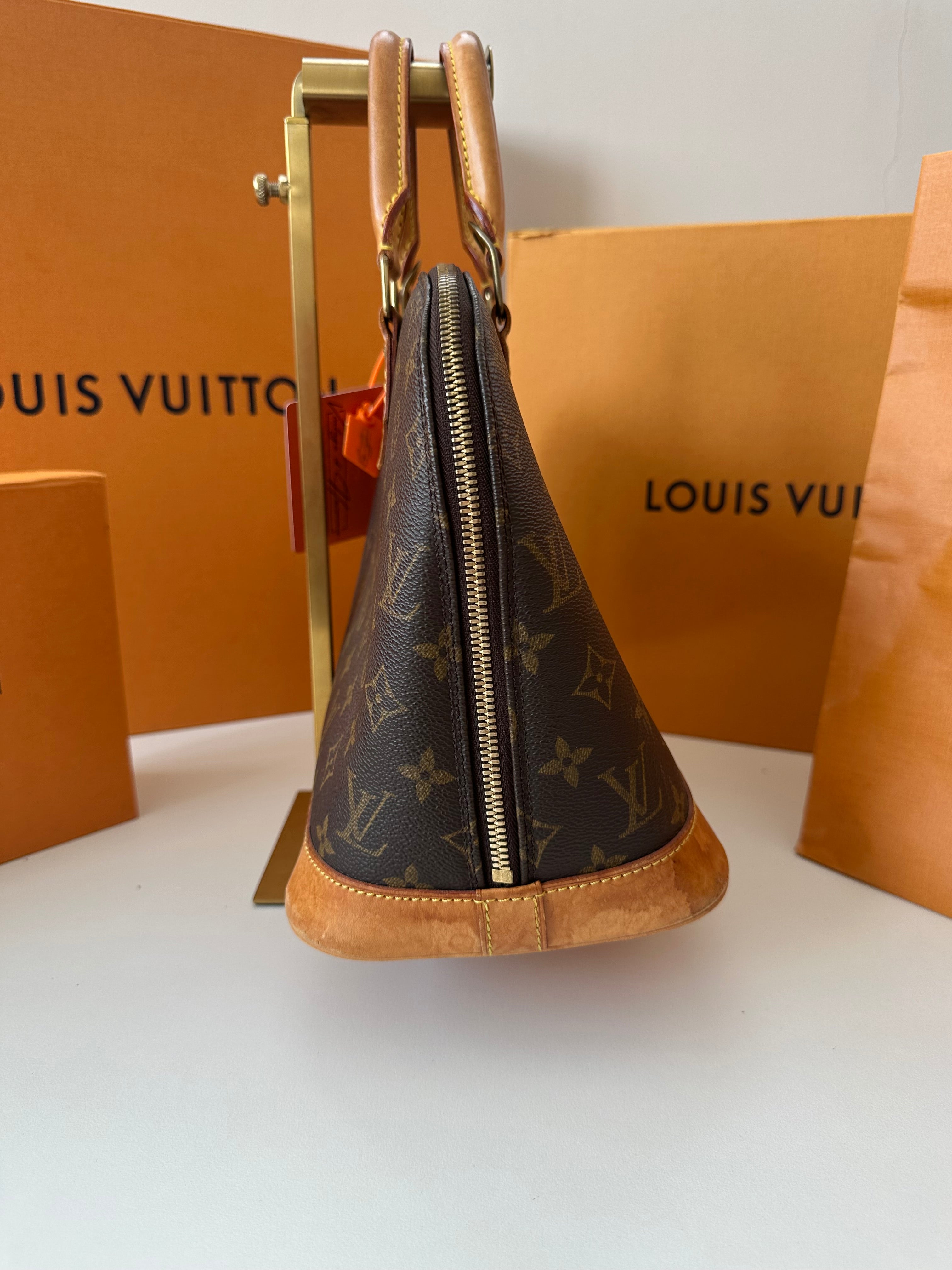 Louis Vuitton Alma