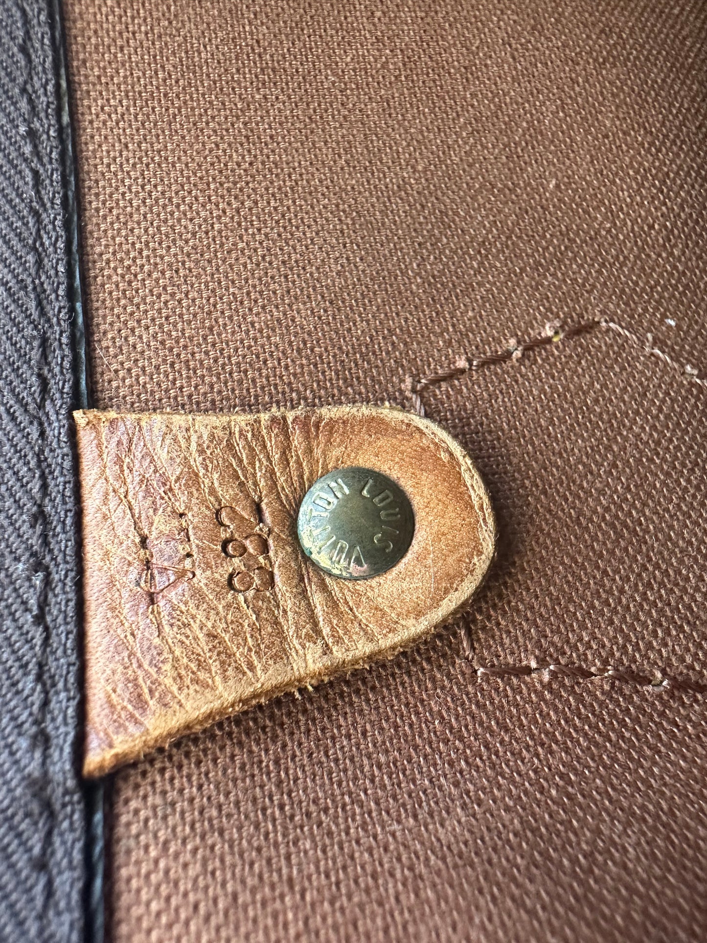 Louis Vuitton Speedy 35