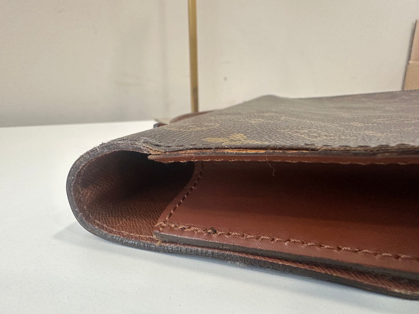 Louis Vuitton Porte Documents Band