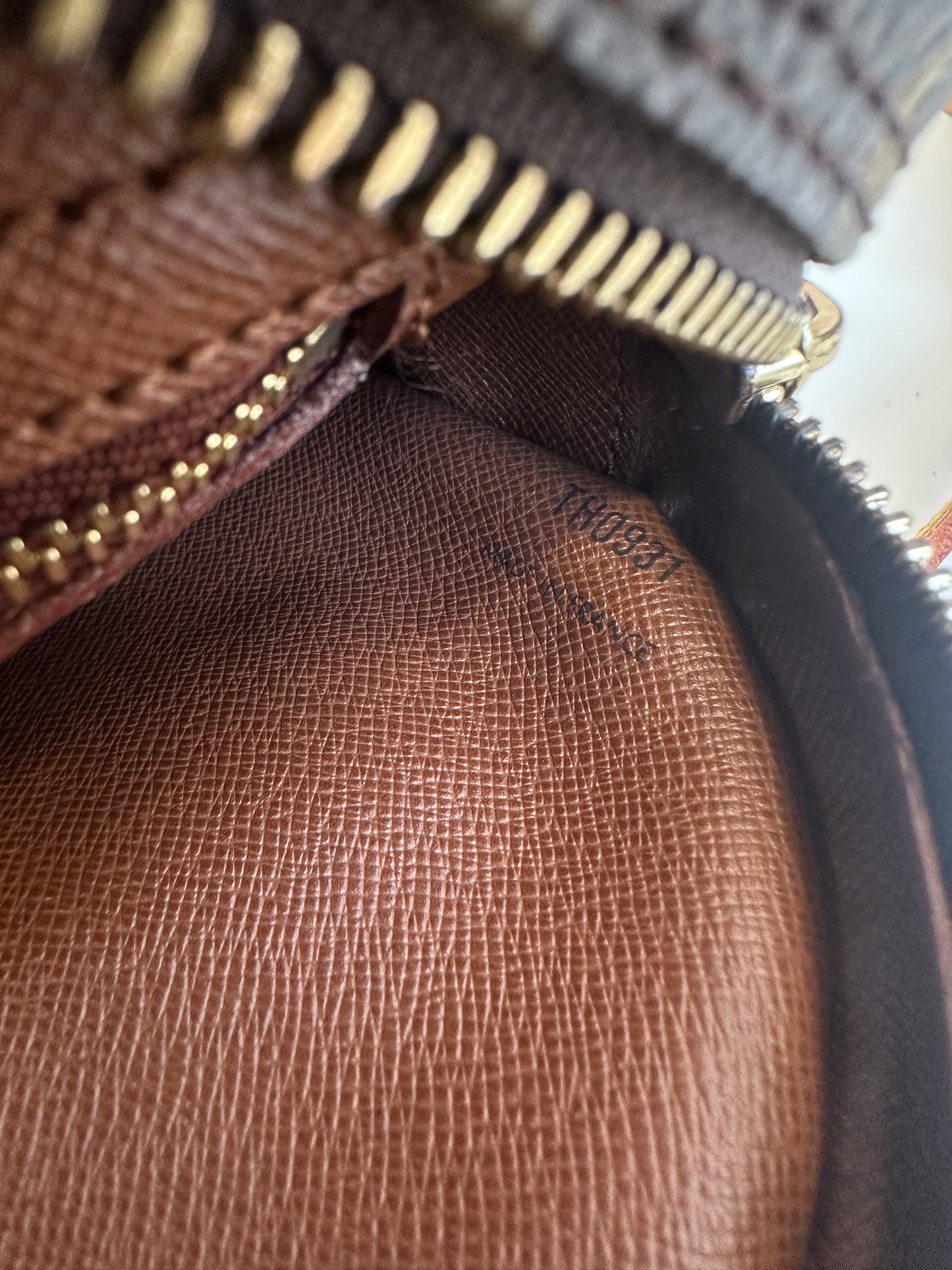Louis Vuitton Senlis