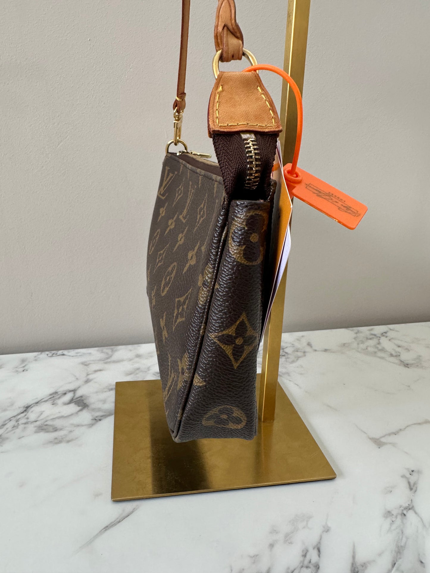 Louis Vuitton Pochette