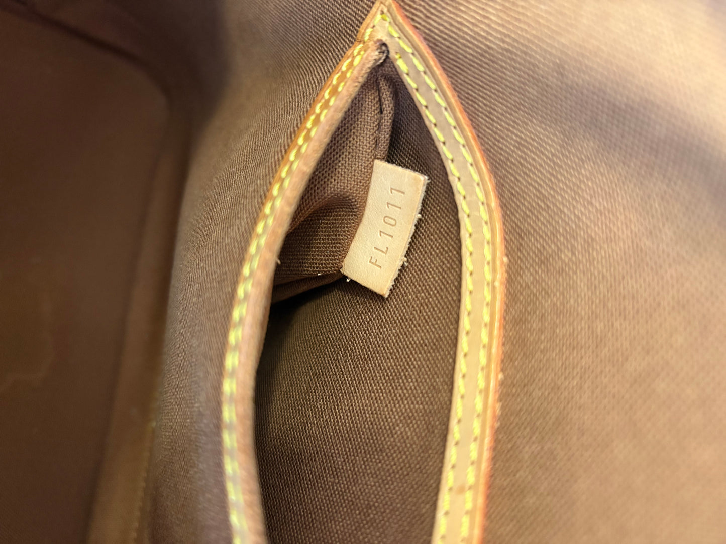 018538 - Louis Vuitton Alma