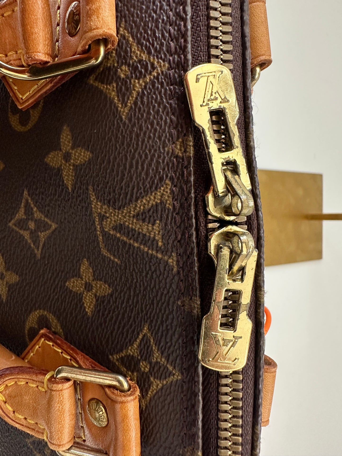 Louis Vuitton Alma