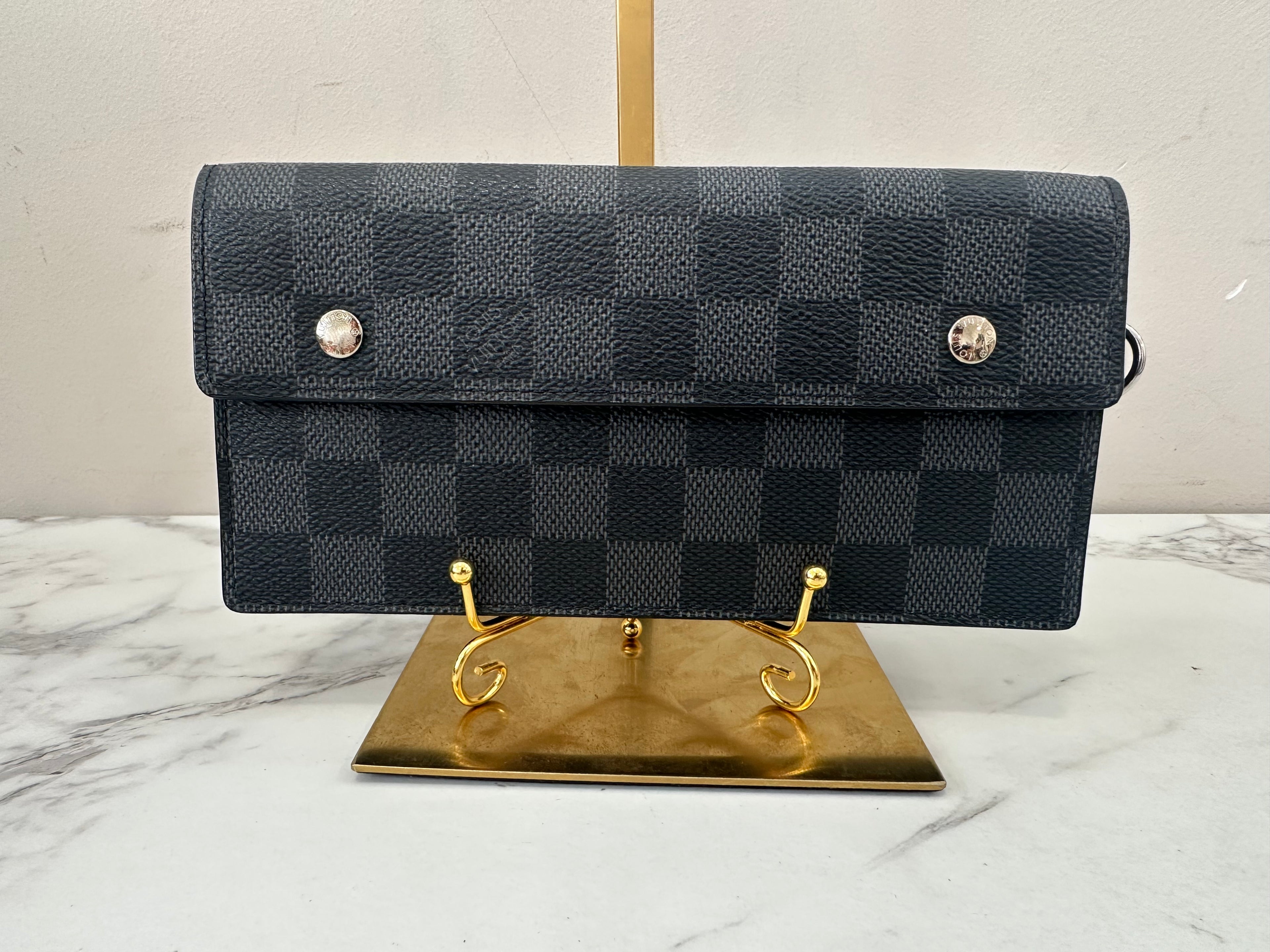 Louis Vuitton Accordion Wallet Graphit