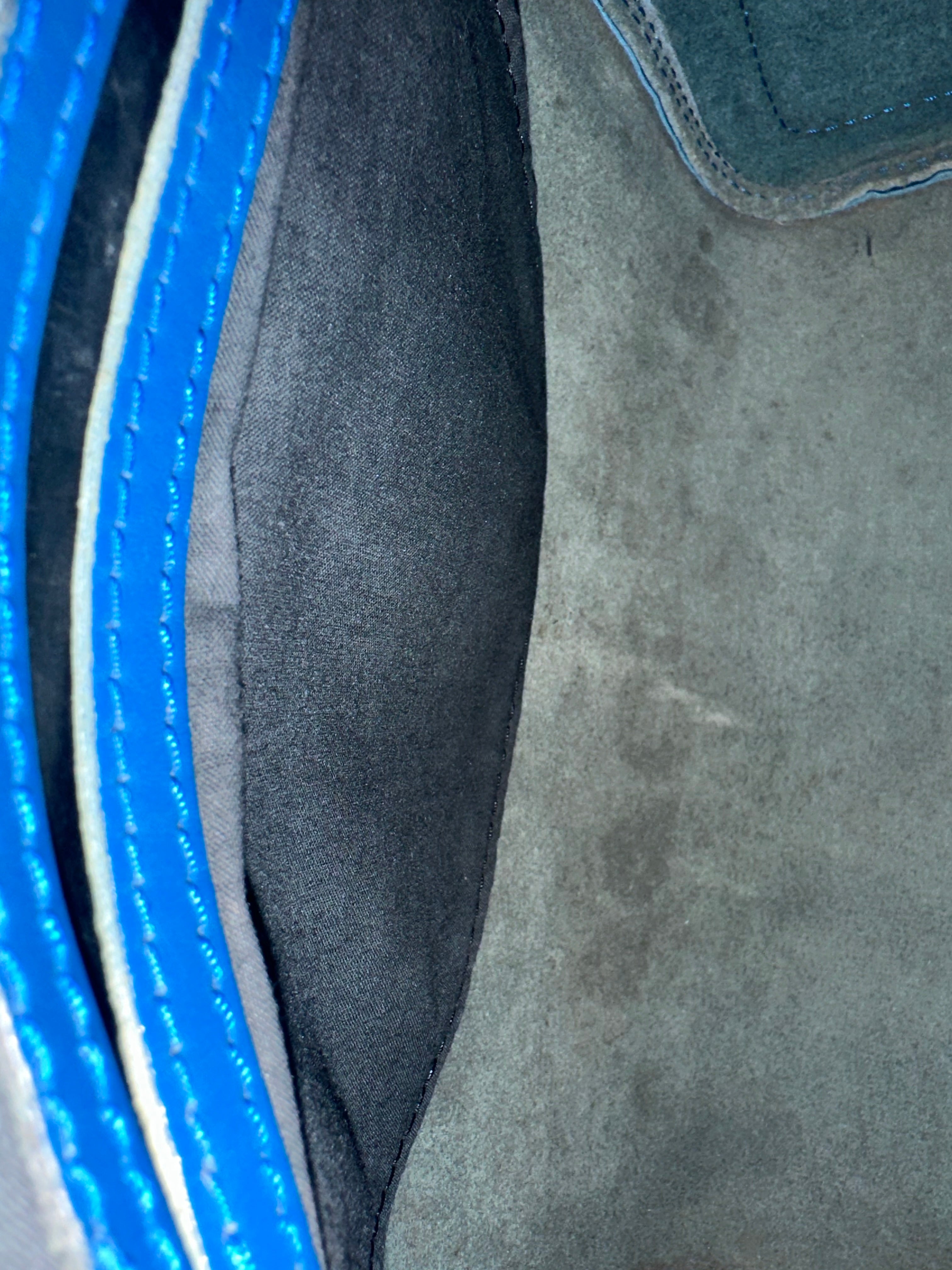 Louis Vuitton  Speedy 25 Epi Blue