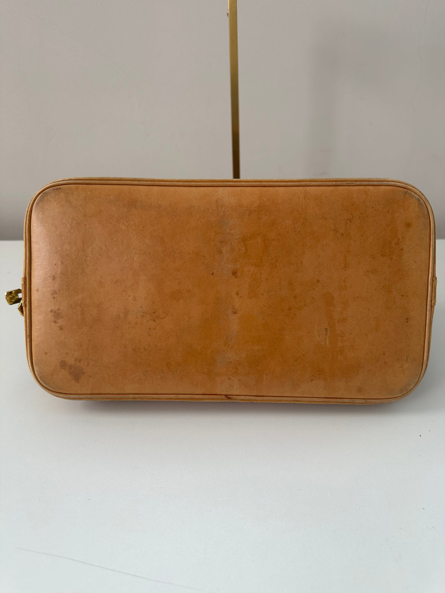Louis Vuitton Alma