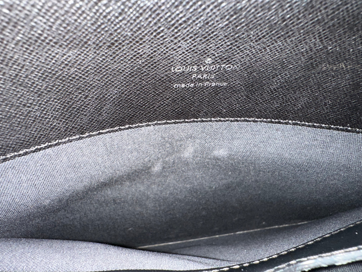 Louis Vuitton Serviette Black Epi