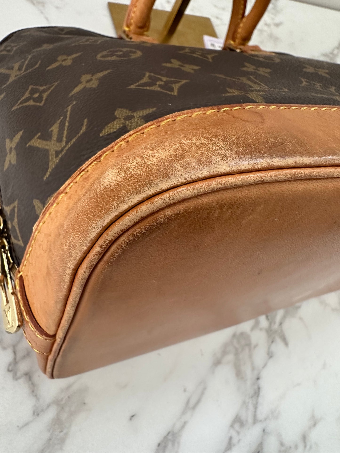 Louis Vuitton Alma