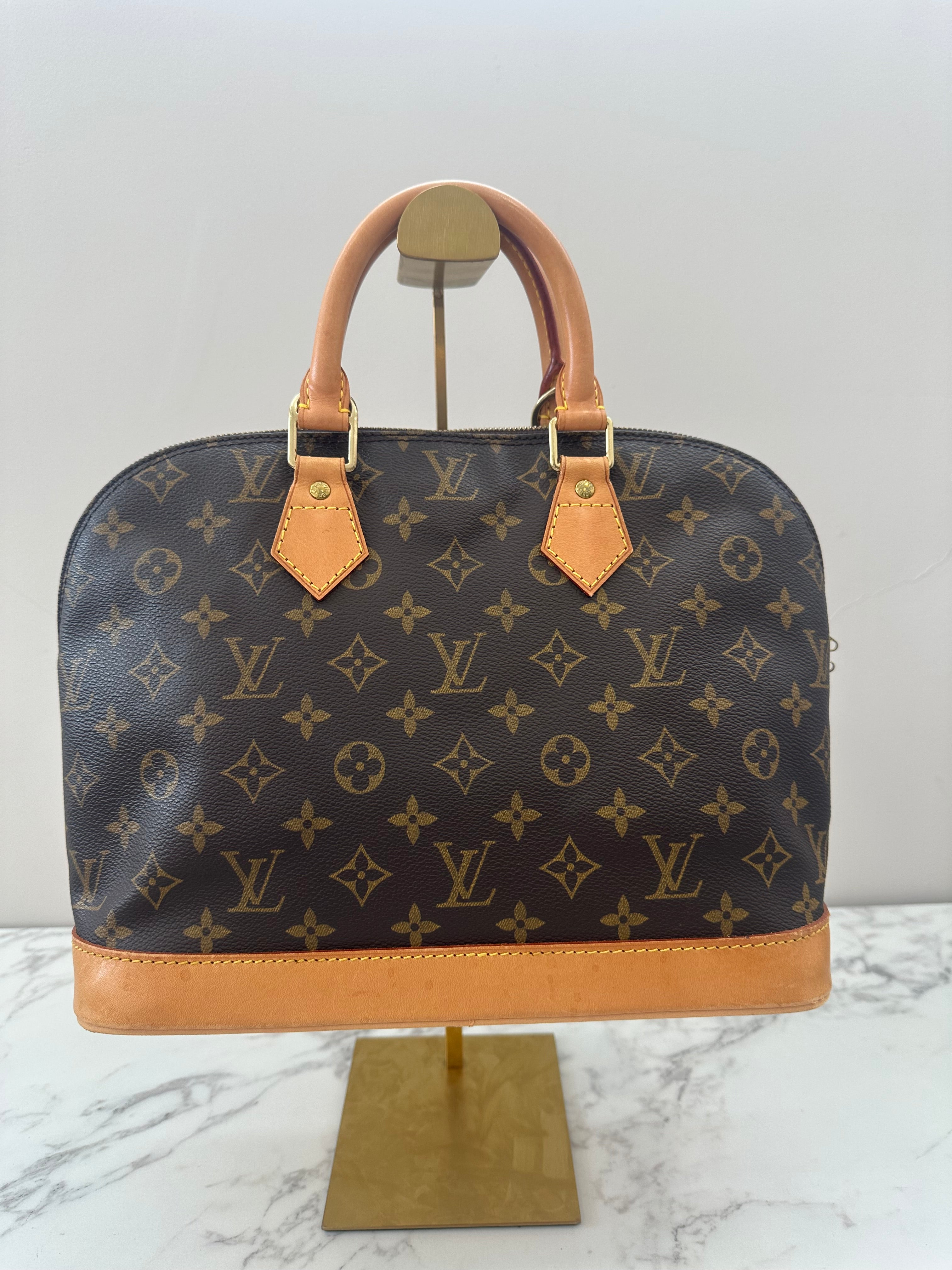 Louis Vuitton Alma