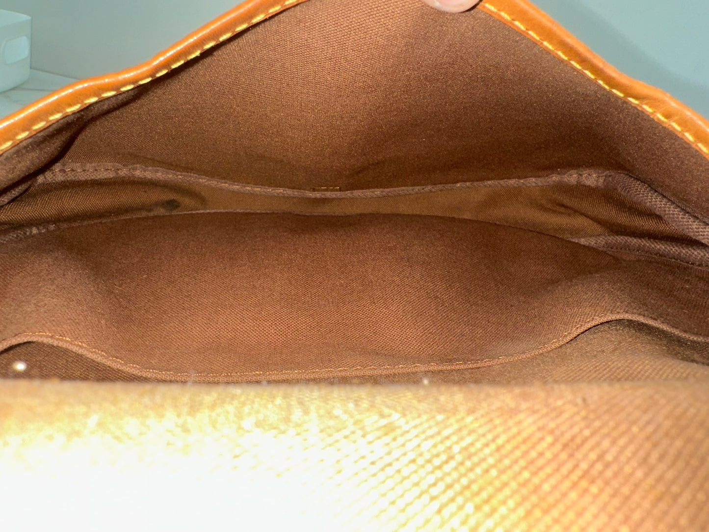 Louis Vuitton Saumur 30