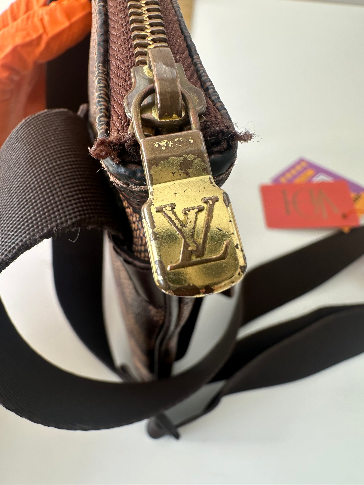 Louis Vuitton Pochette Melville