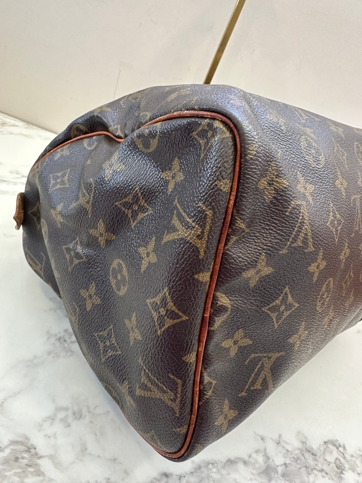 Louis Vuitton Speedy 30