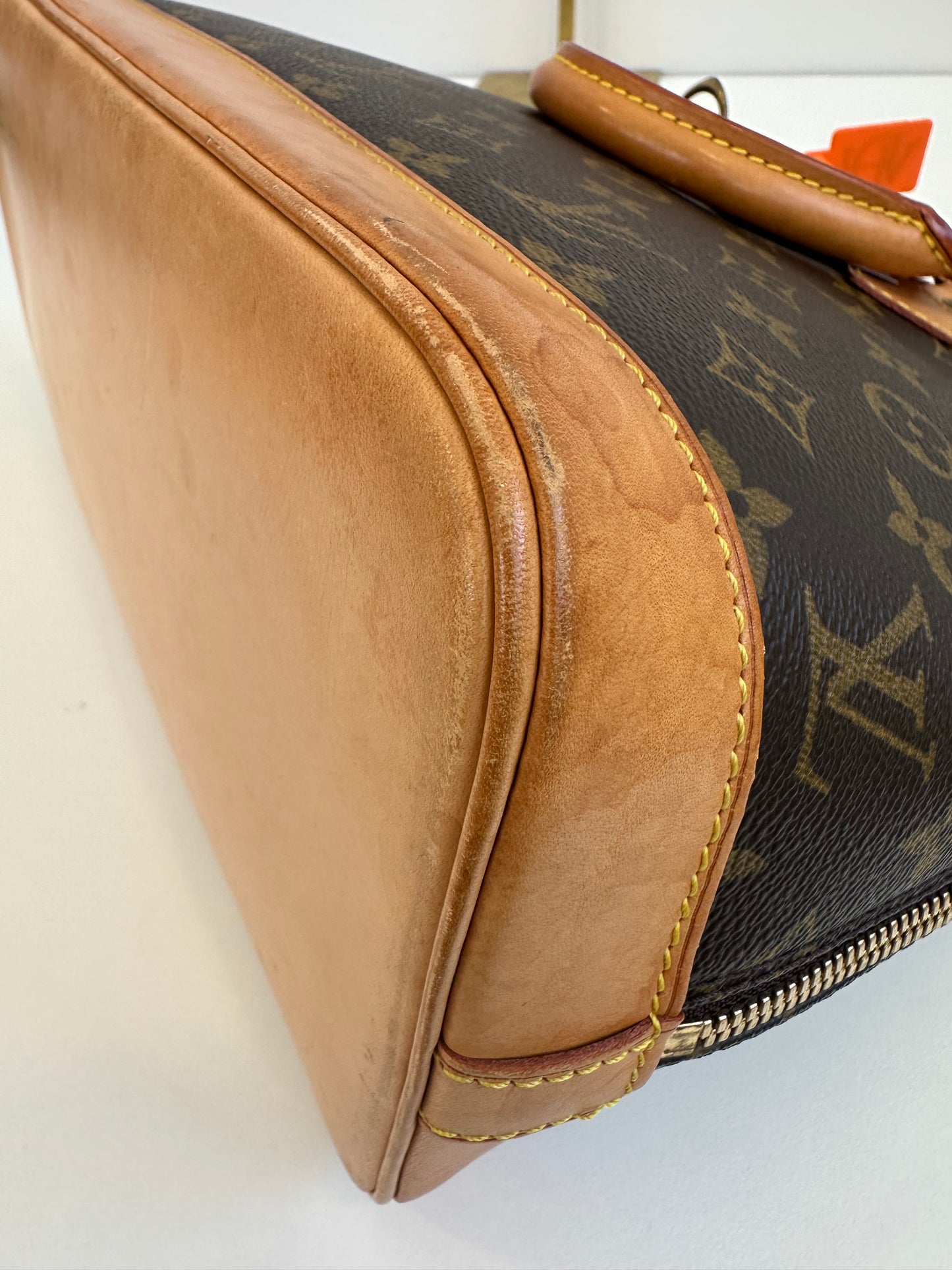 Louis Vuitton Alma