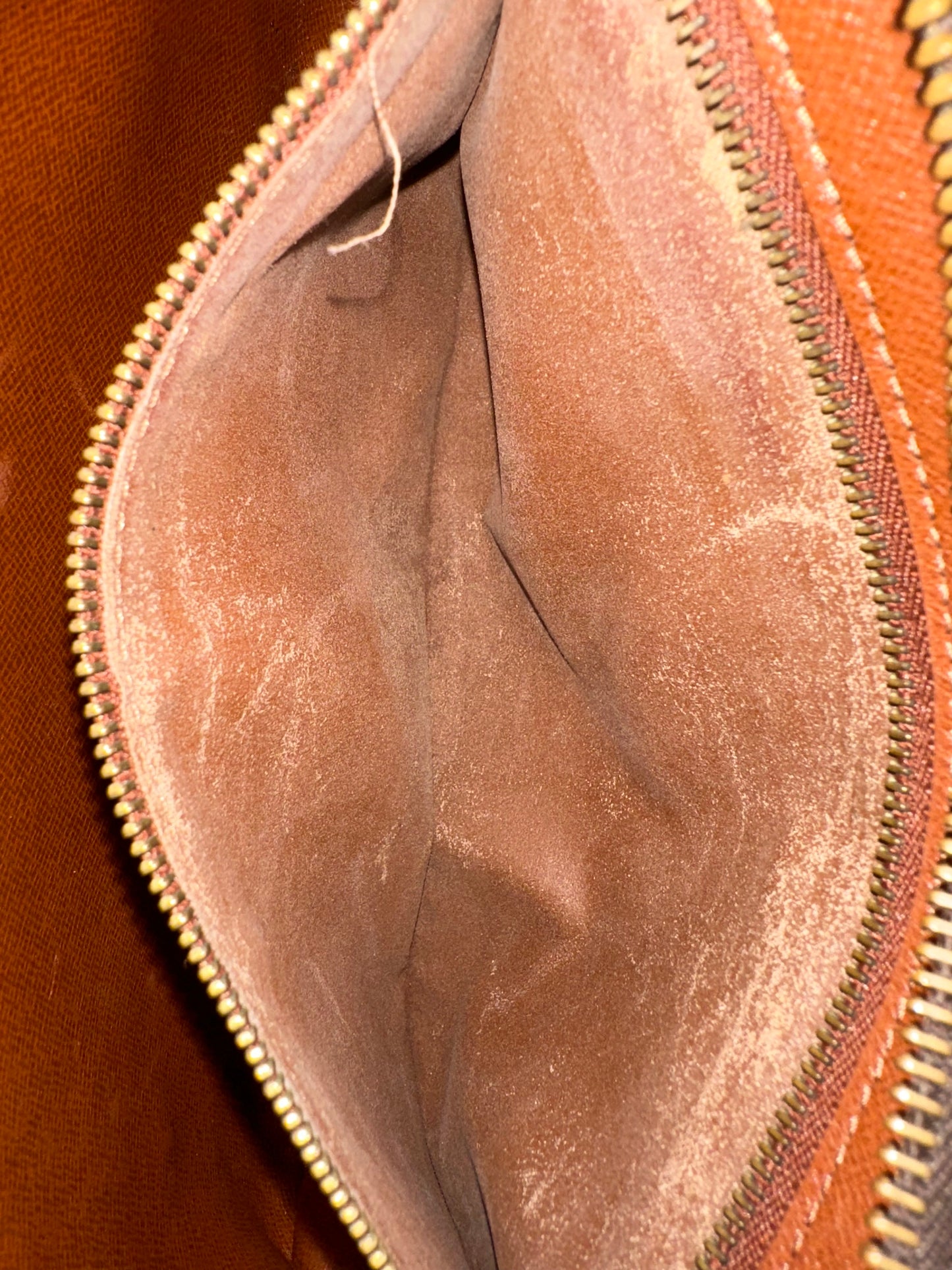 Louis Vuitton Dragonne GM