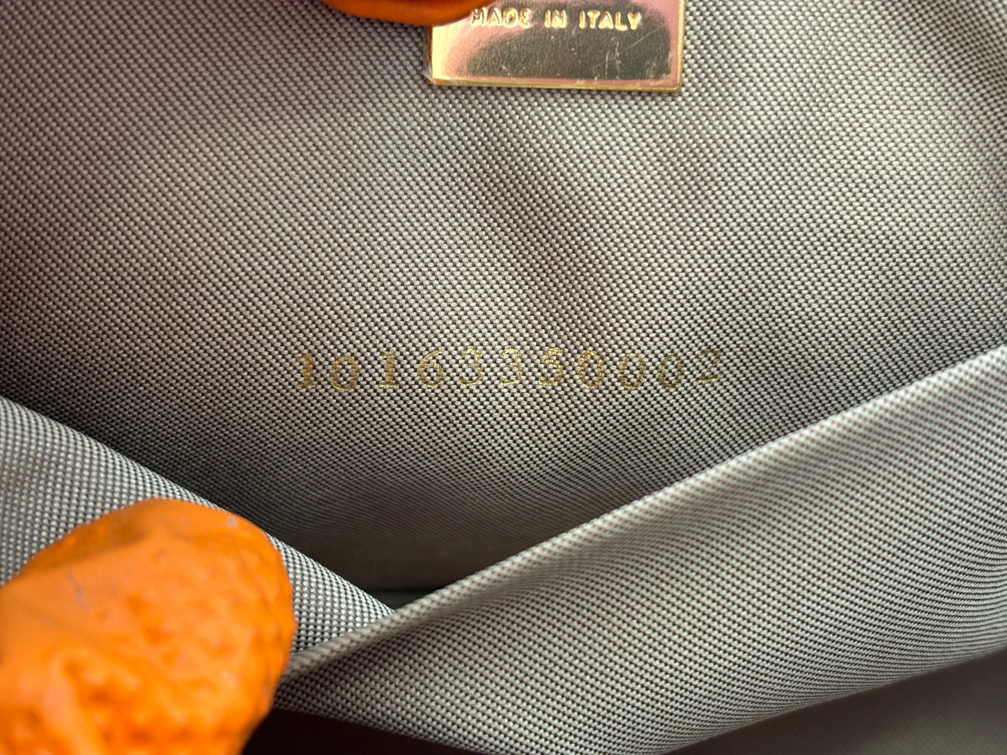017077 - Fendi Orange Vinyl