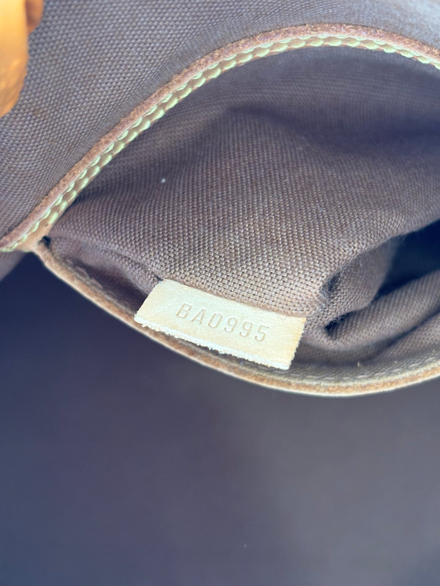 018331 - Louis Vuitton Alma