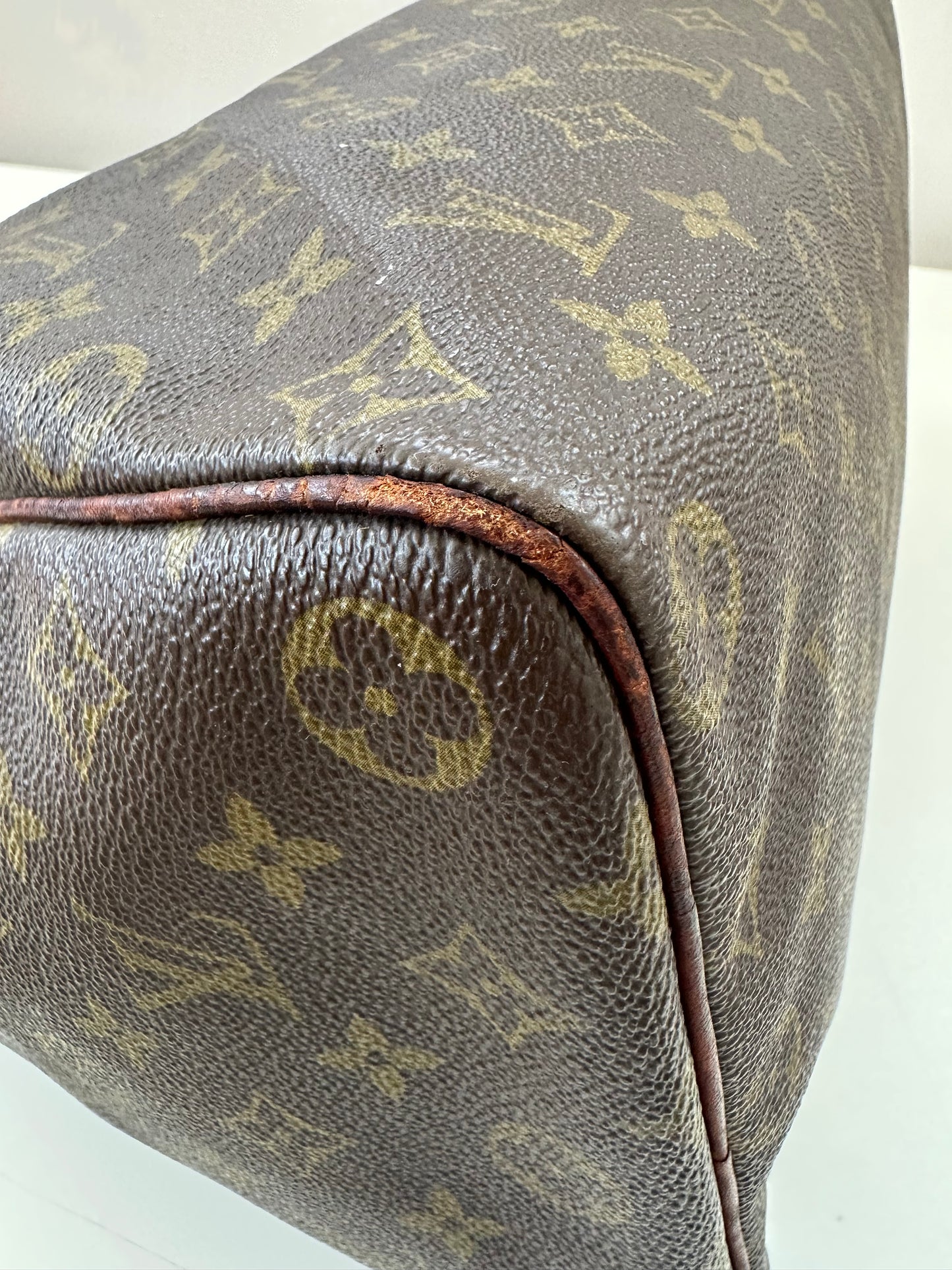 Louis Vuitton Speedy 40