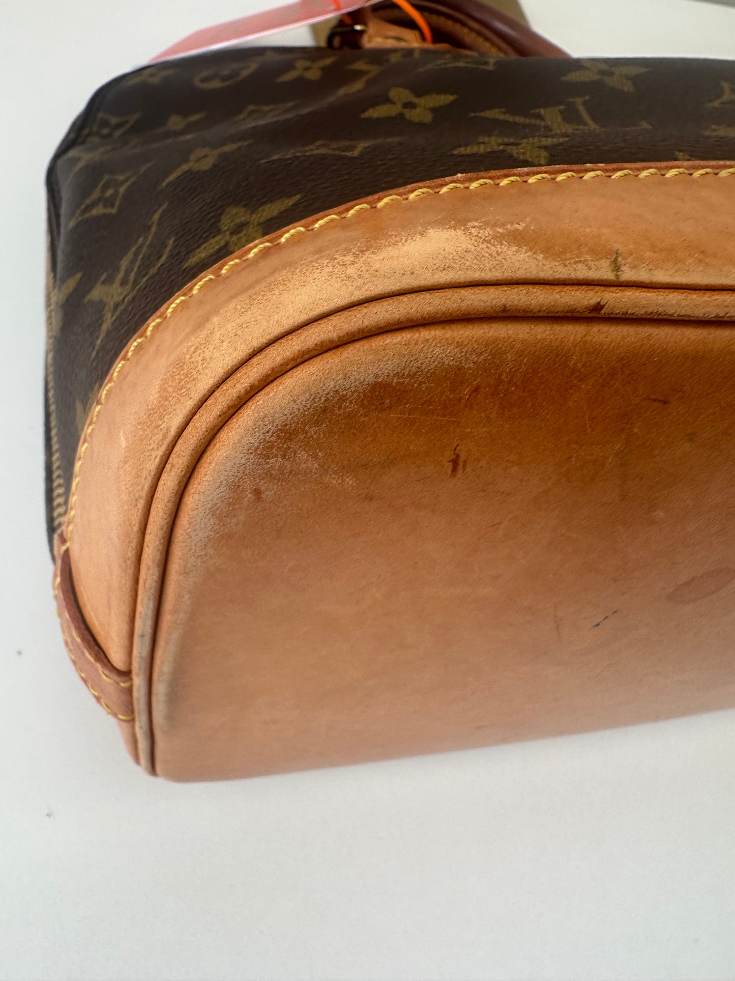 Louis Vuitton Alma