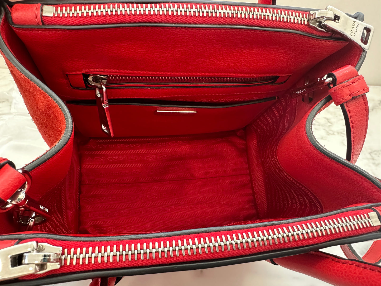 Prada Red 2way