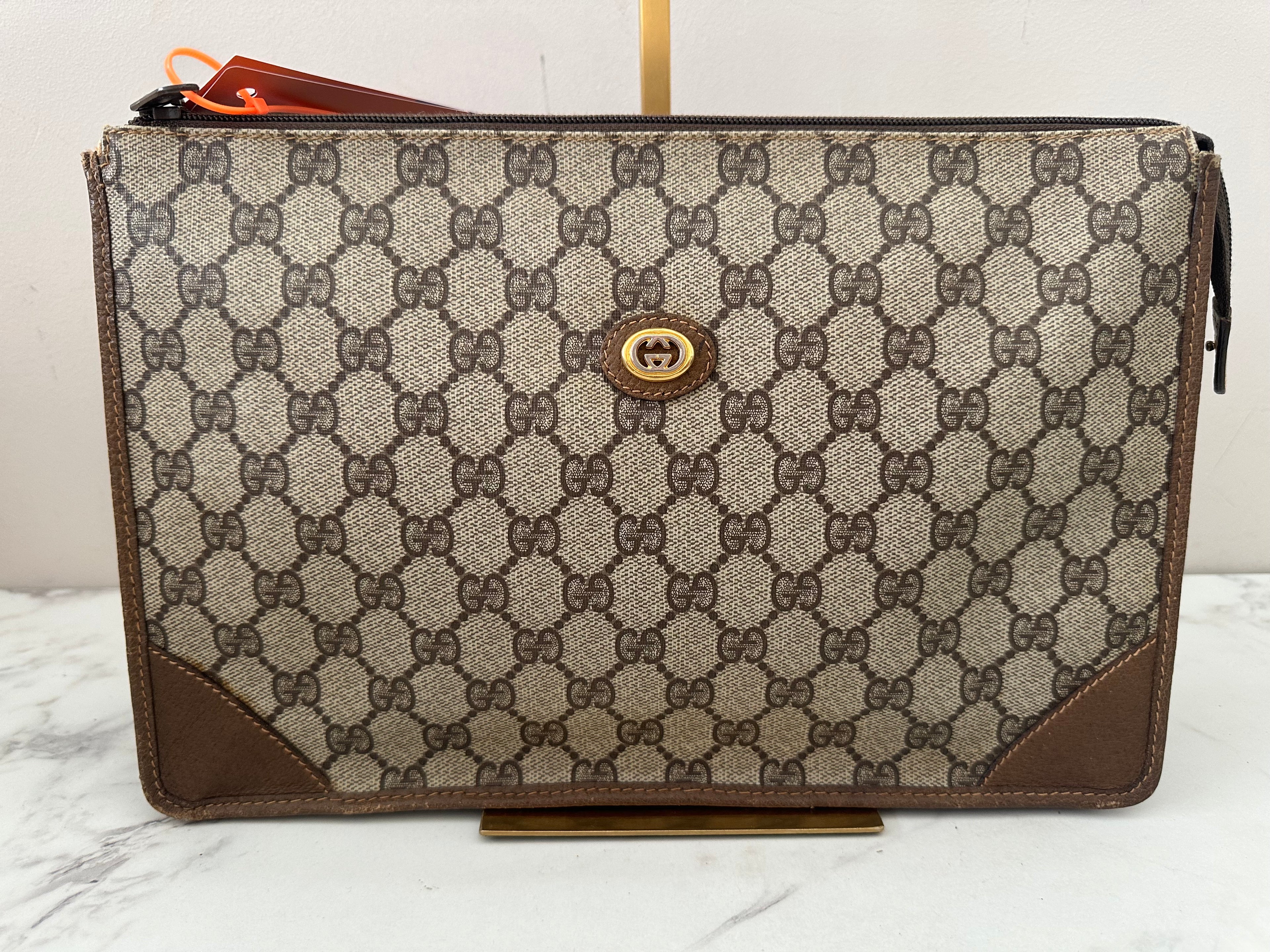 Gucci Pochette Supreme