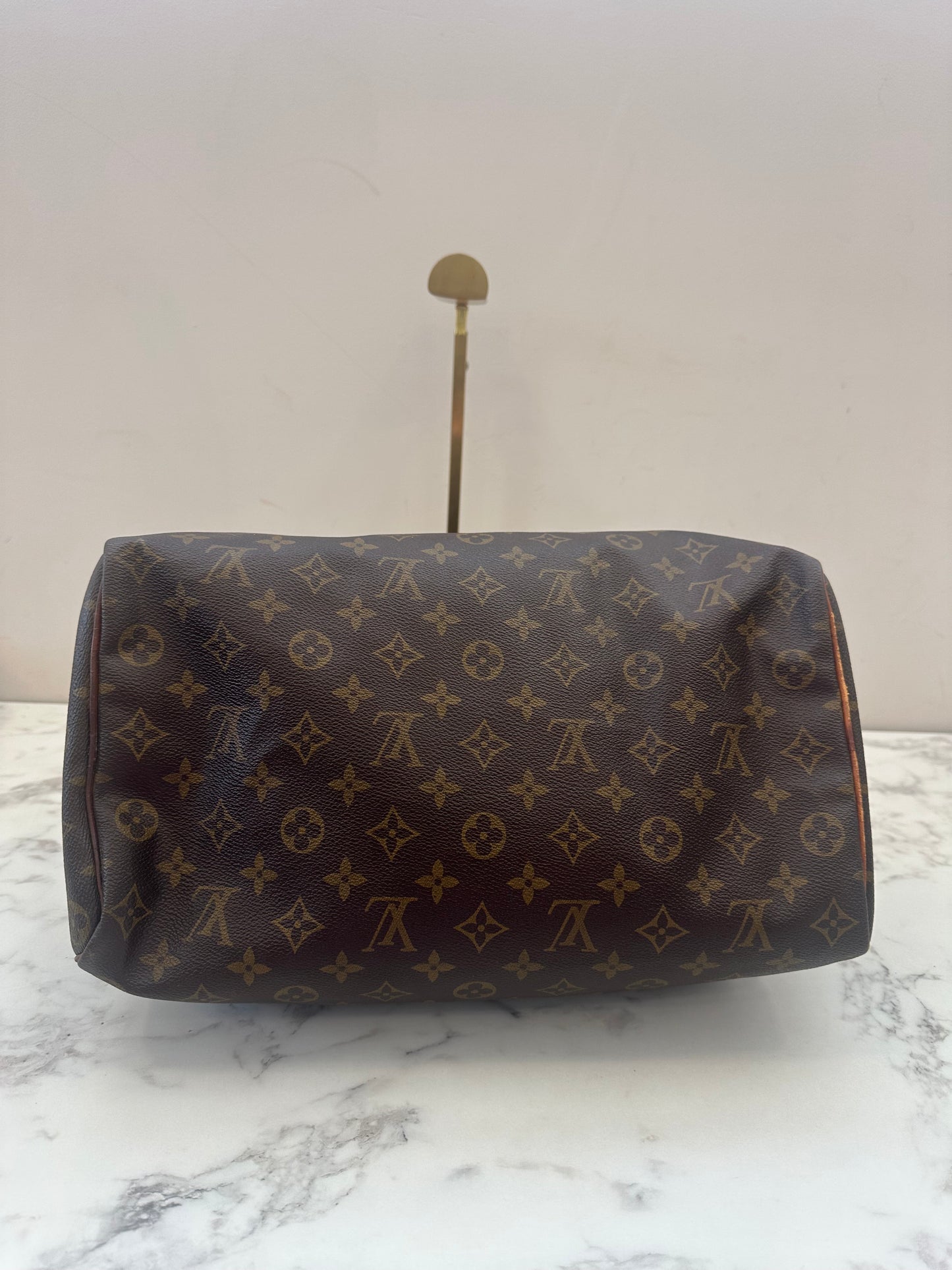 Louis Vuitton Speedy 35