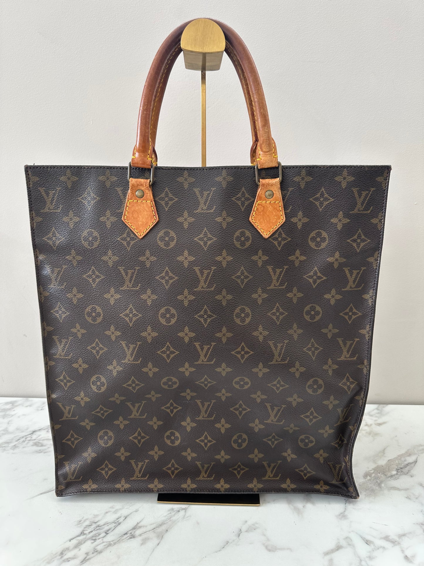 Louis Vuitton Sac Plat