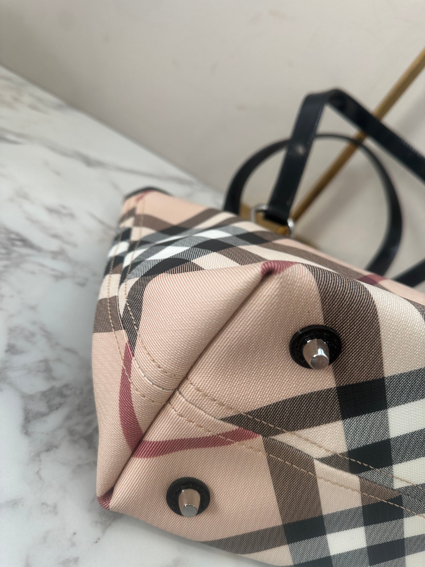 Burberry Beige