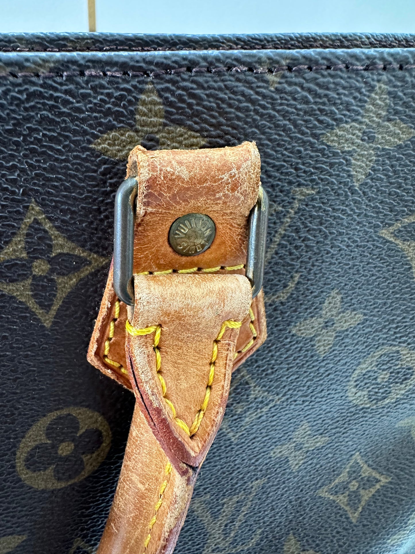Louis Vuitton Sac Plat