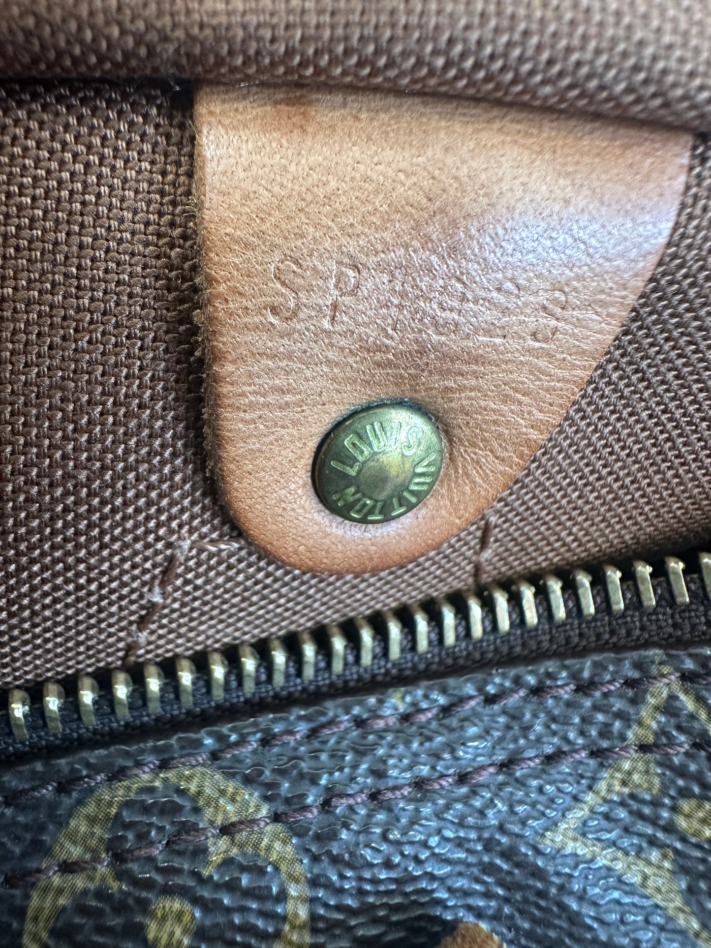Louis Vuitton Speedy 25